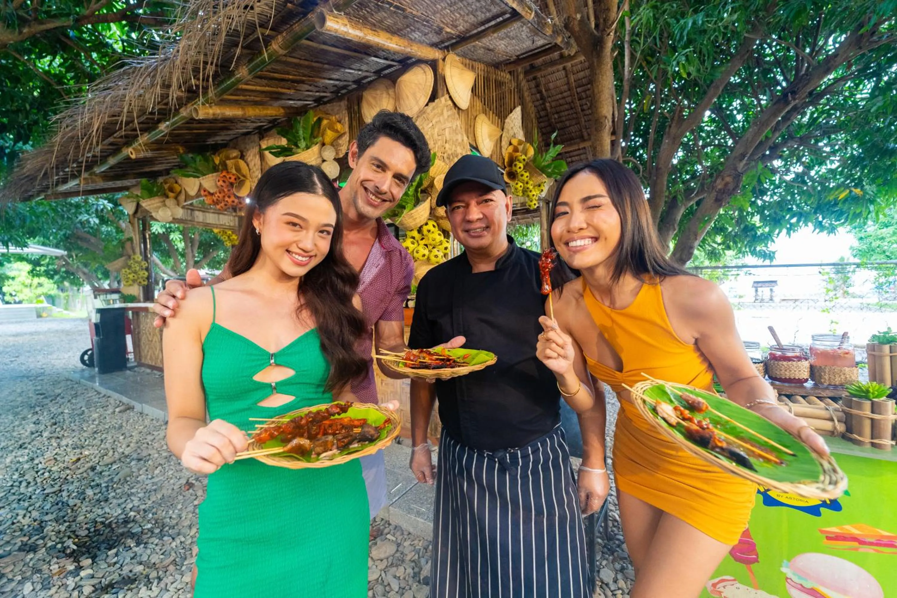 Restaurant/places to eat in Astoria Palawan