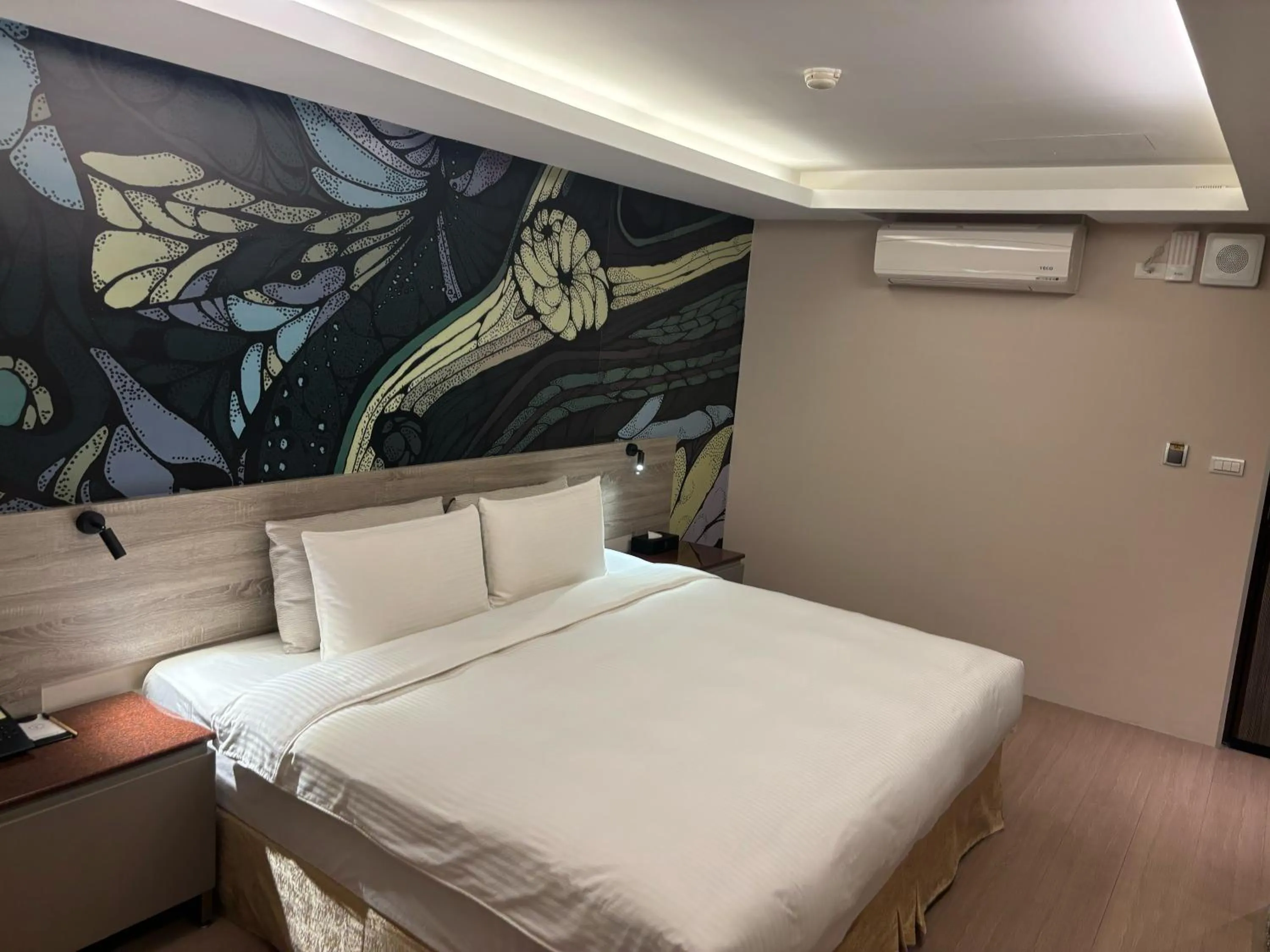 Photo of the whole room, Bed in Yuhao Hotel - Hsinchu Branch