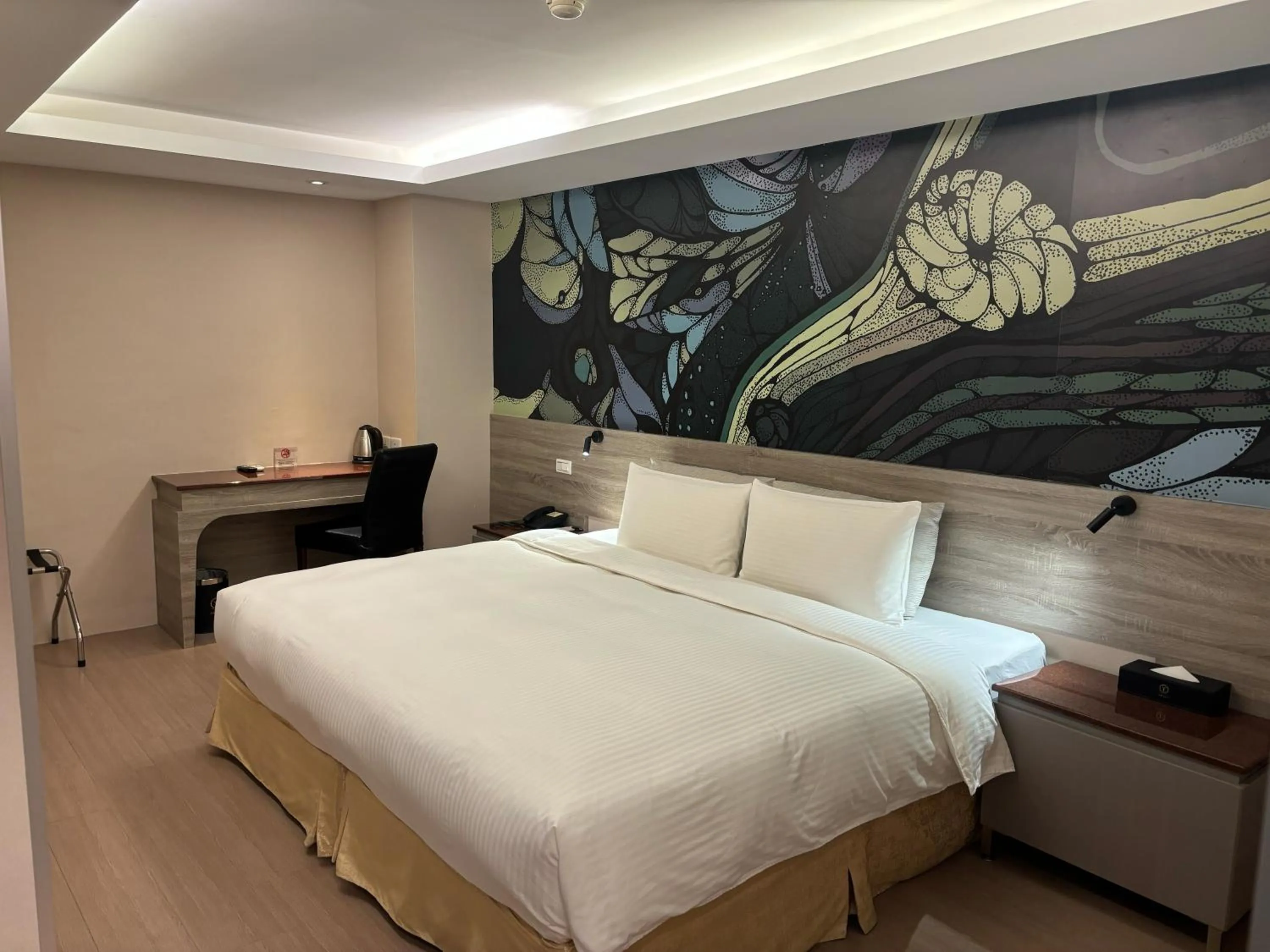 Photo of the whole room, Bed in Yuhao Hotel - Hsinchu Branch