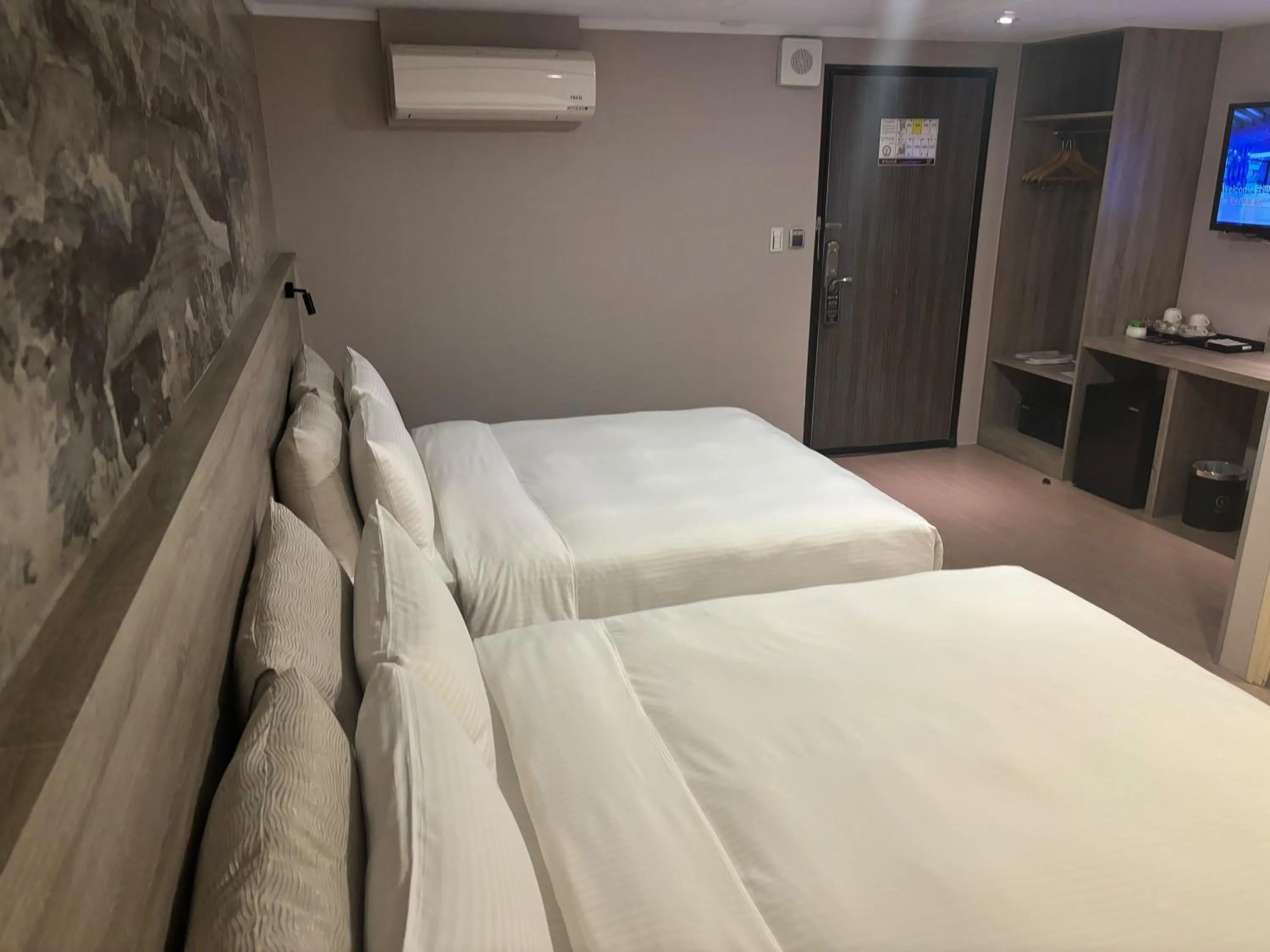 Bedroom, Bed in Yuhao Hotel - Hsinchu Branch