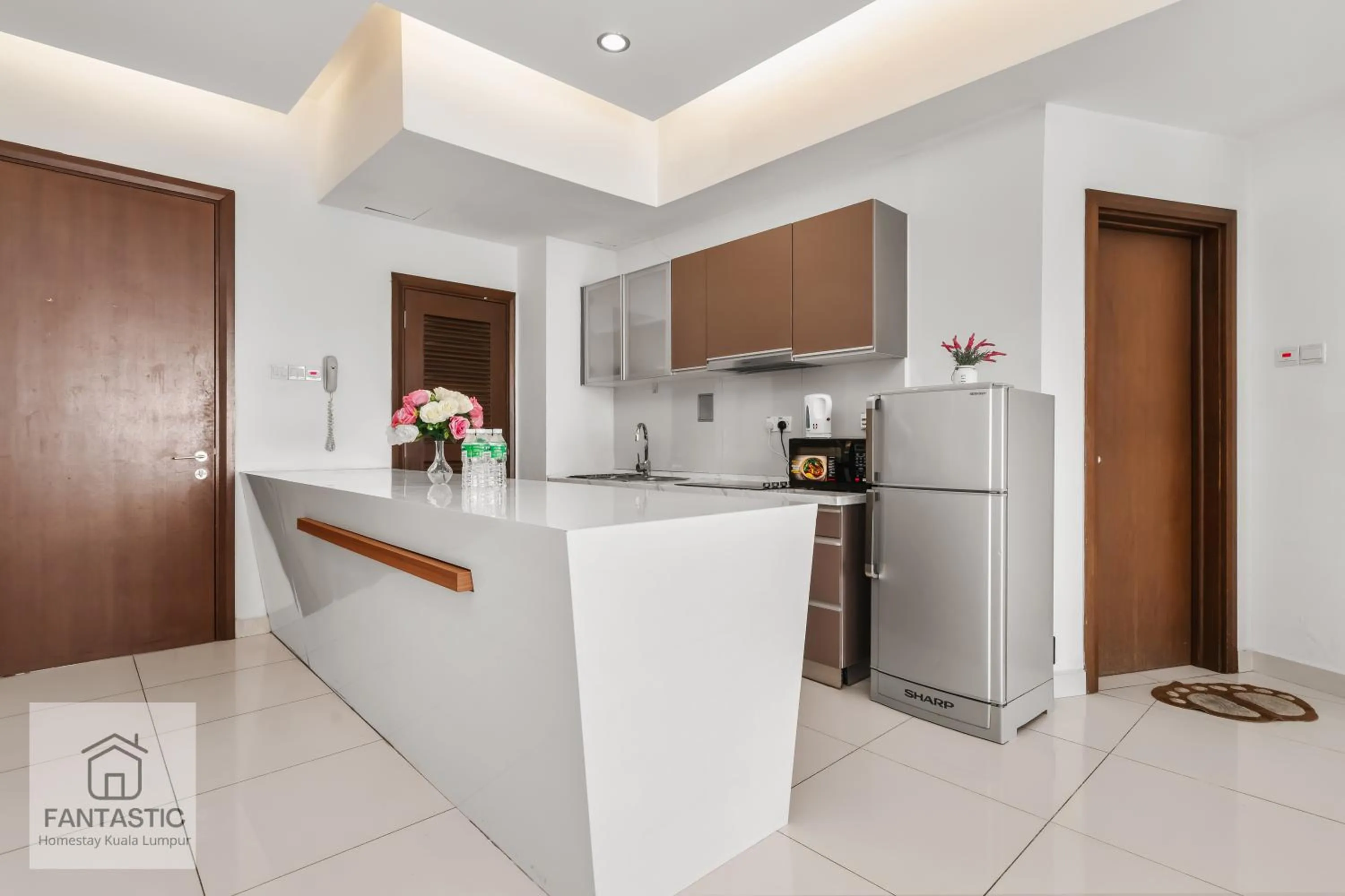 Regalia Residence @ KLCC View Sky Pool by KC