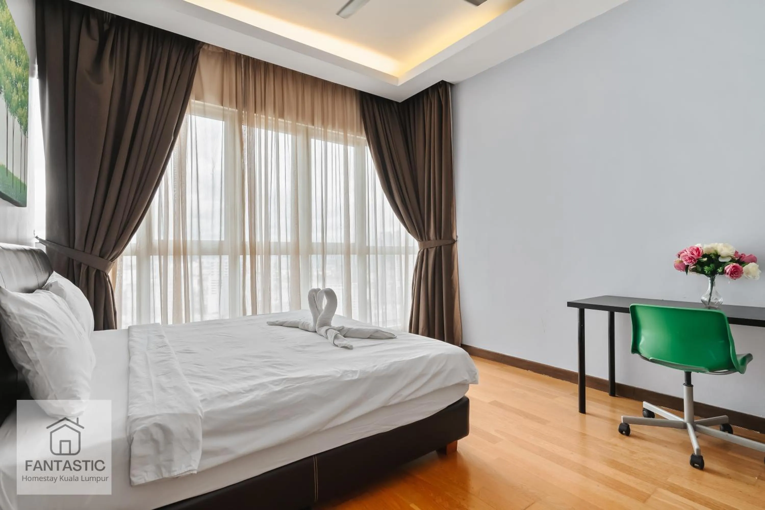 Bed in Regalia Residence @ KLCC View Sky Pool by KC