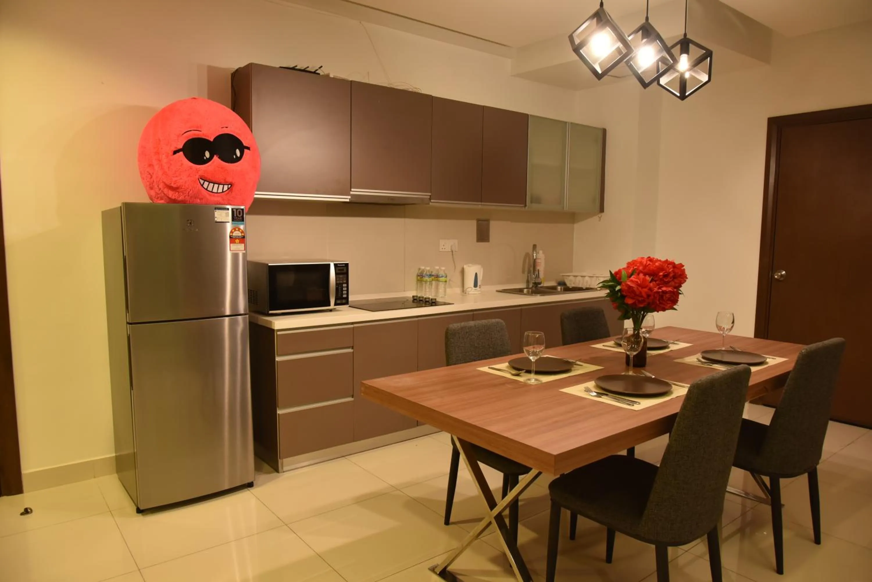 Regalia Residence @ KLCC View Sky Pool by KC