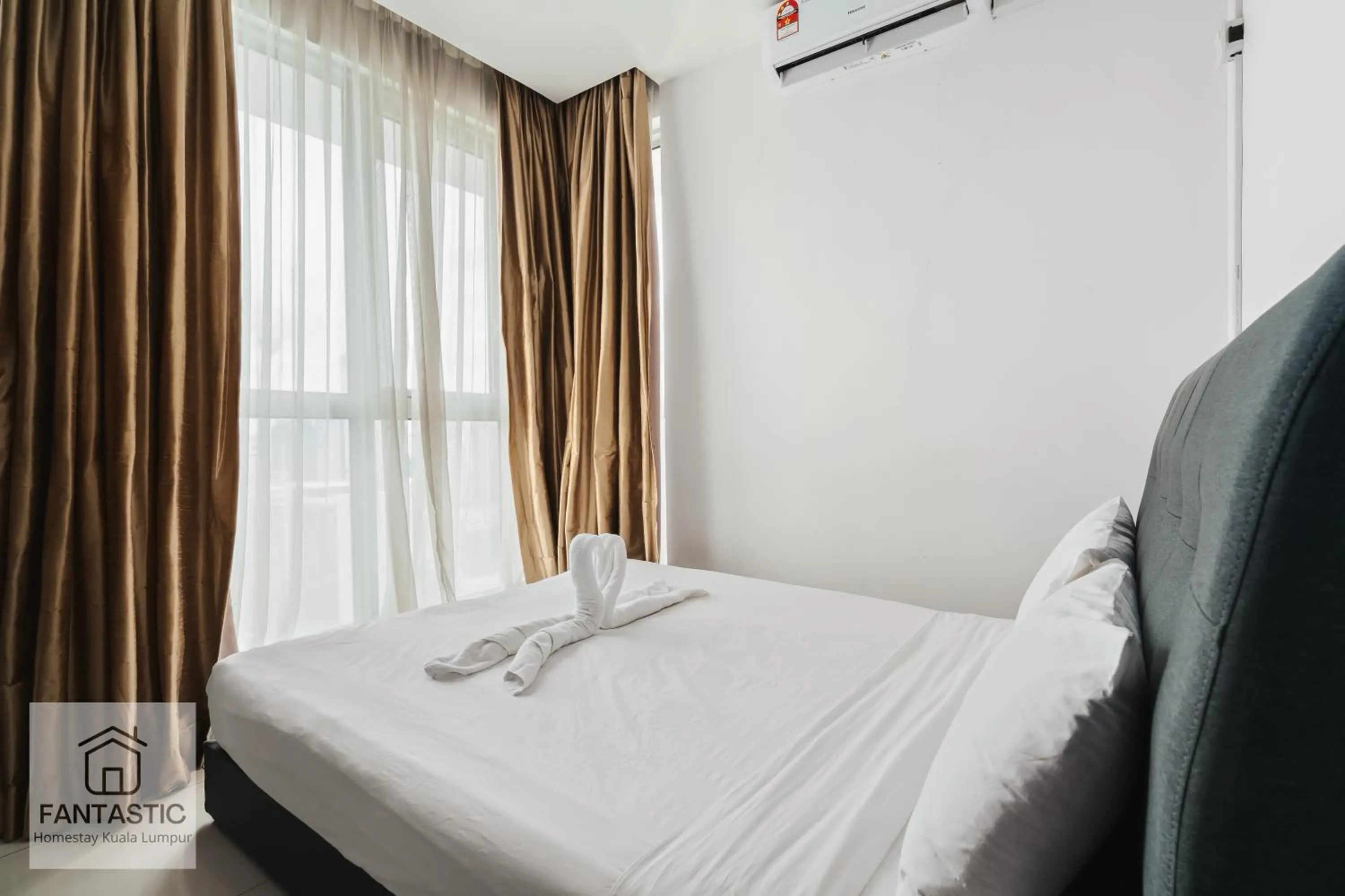 Bed in Regalia Residence @ KLCC View Sky Pool by KC