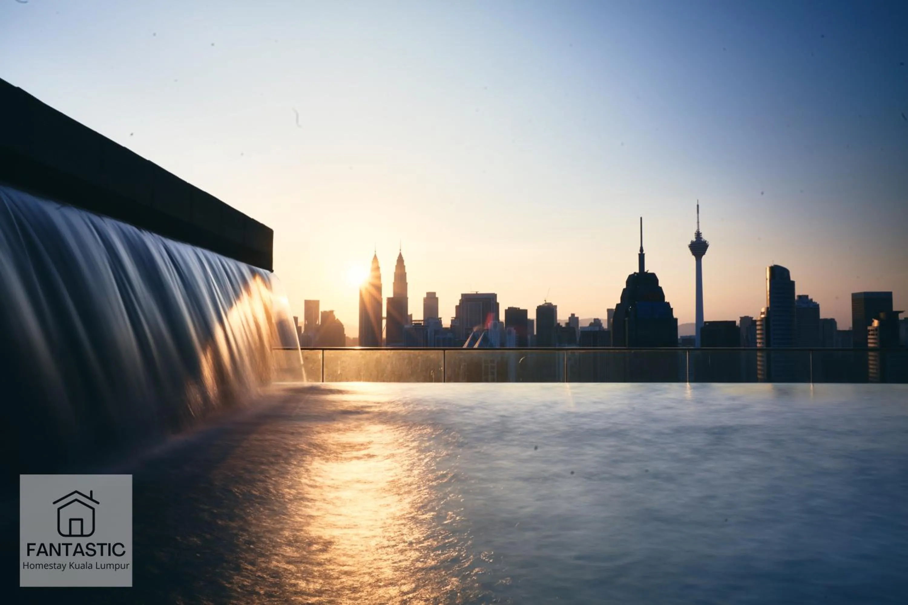 Regalia Residence @ KLCC View Sky Pool by KC