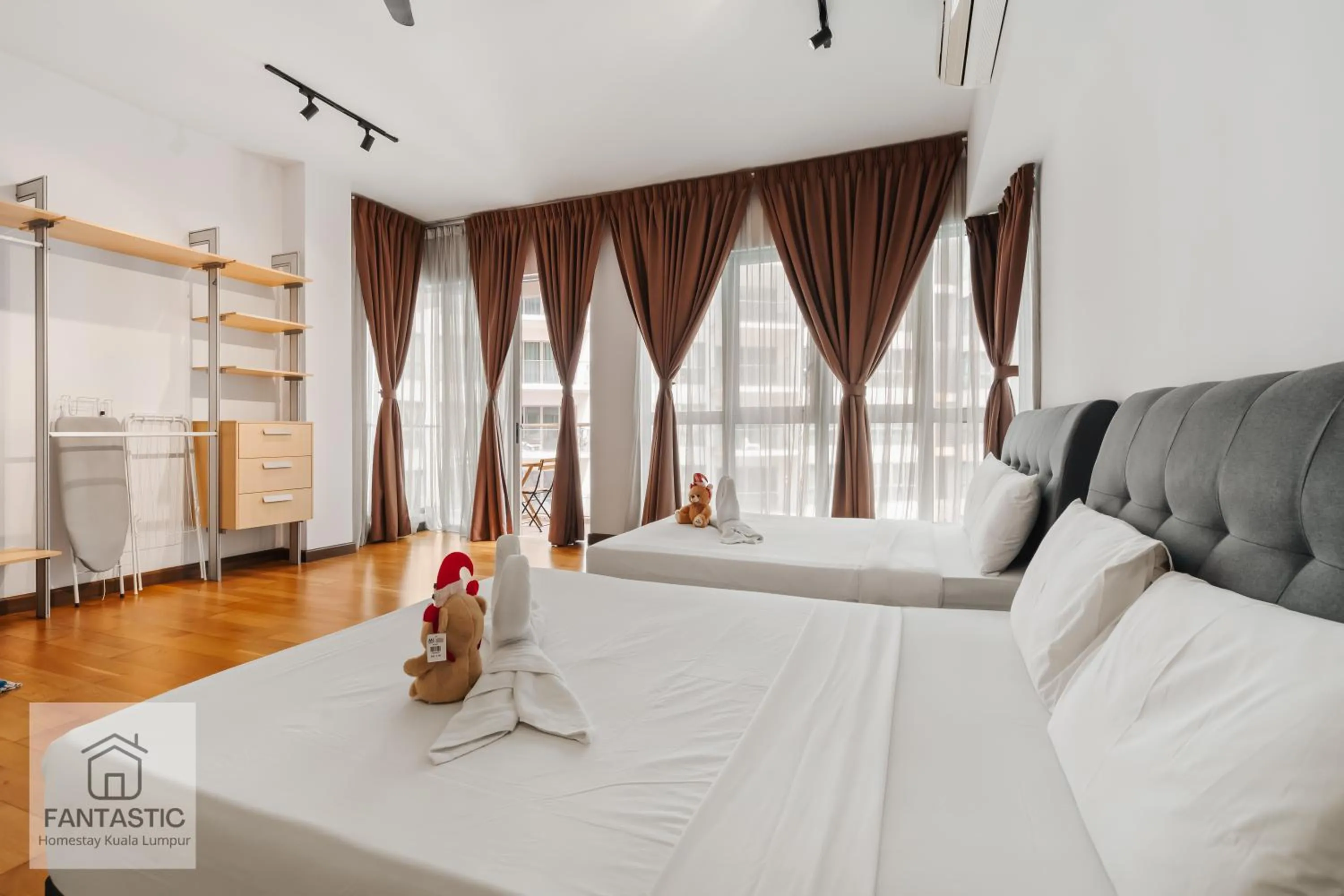 Bed in Regalia Residence @ KLCC View Sky Pool by KC