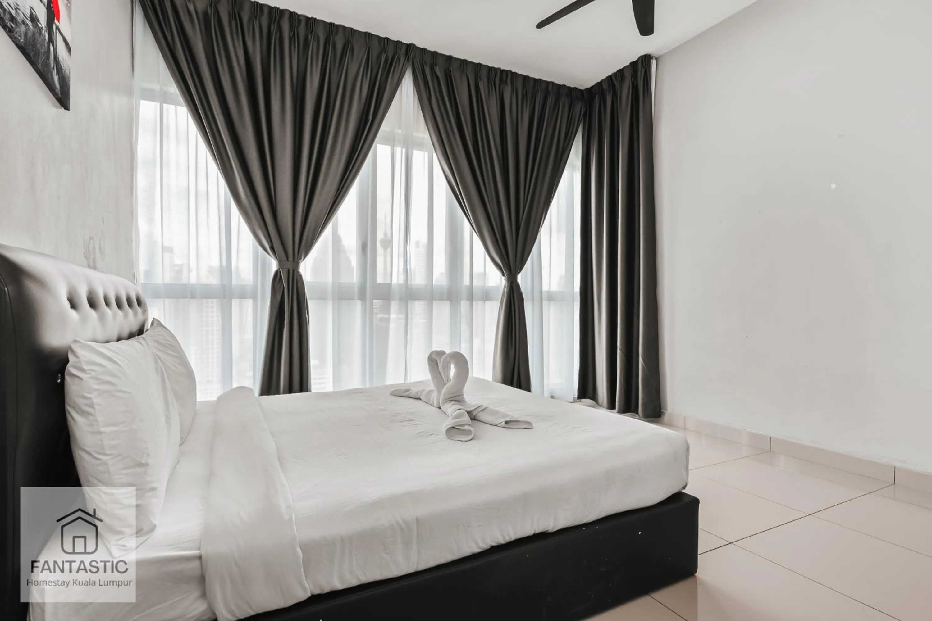 Bed in Regalia Residence @ KLCC View Sky Pool by KC