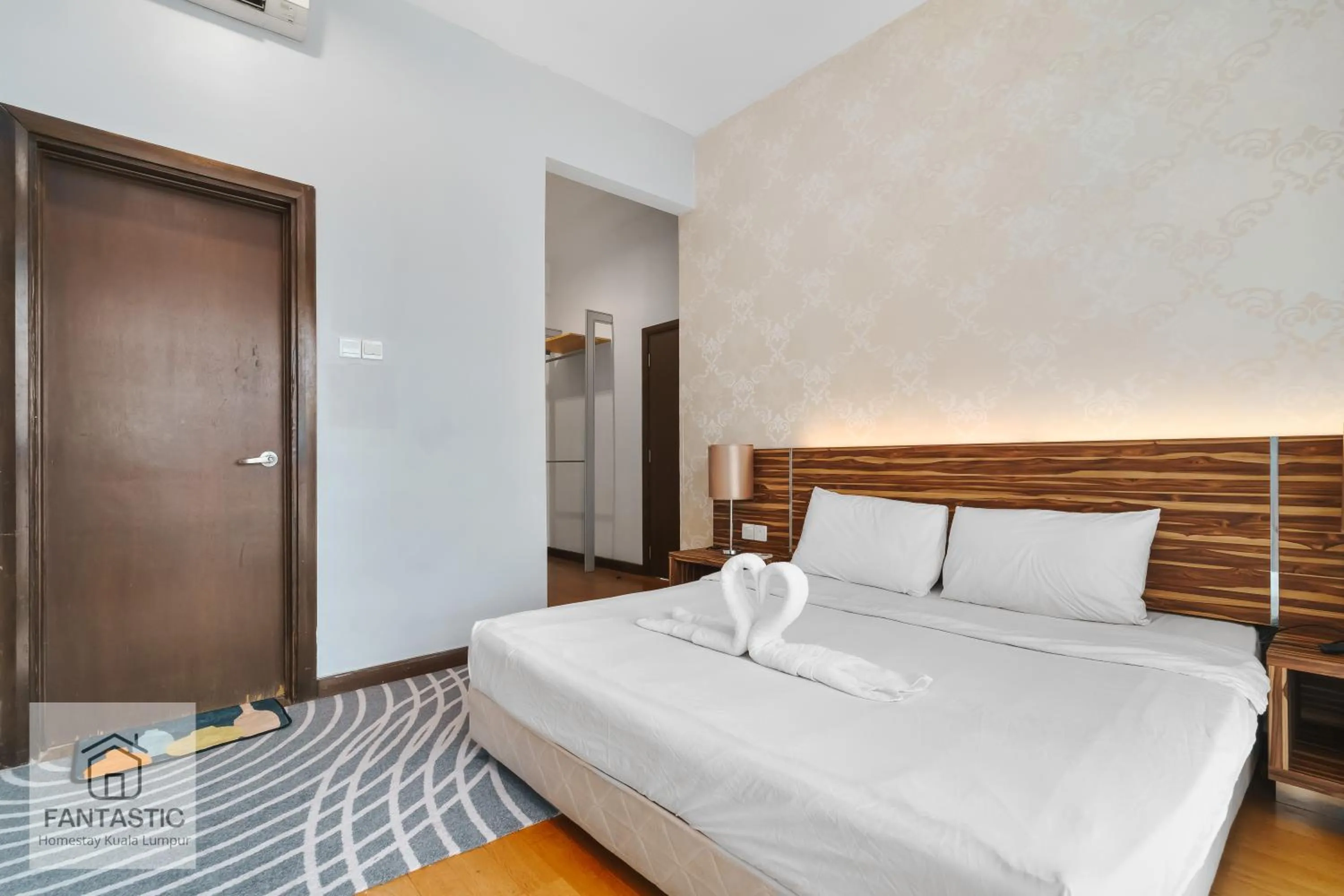 Bed in Regalia Residence @ KLCC View Sky Pool by KC