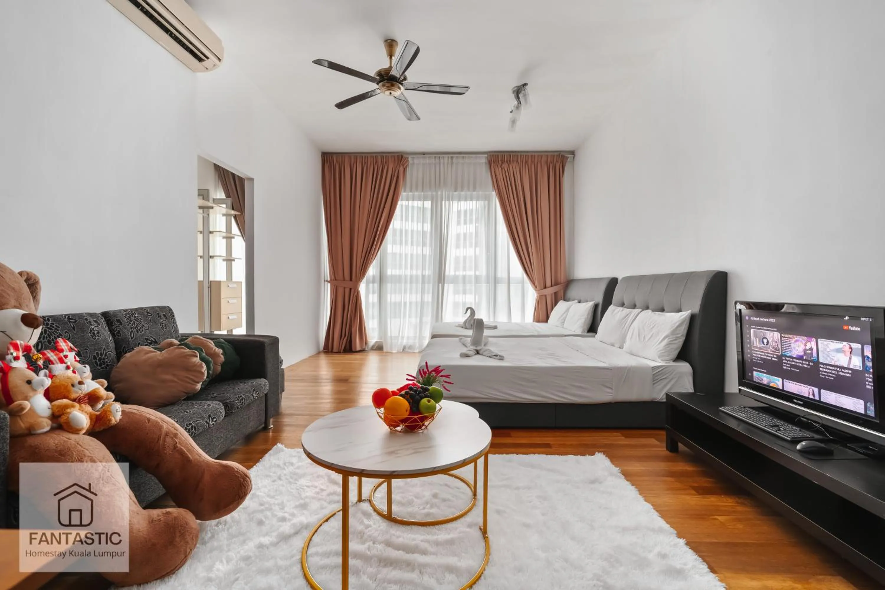 Bed in Regalia Residence @ KLCC View Sky Pool by KC