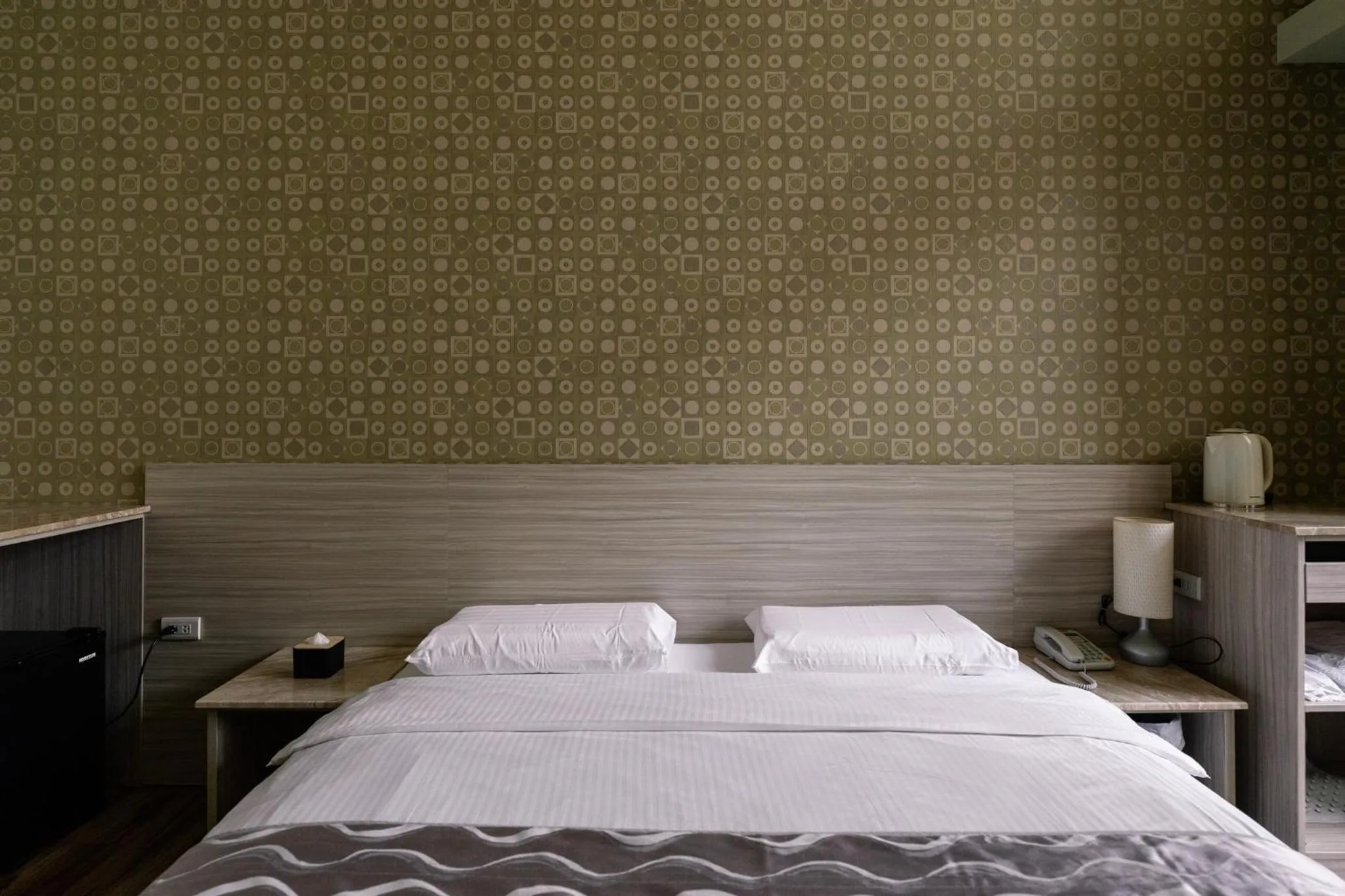 Photo of the whole room, Bed in 58˚ Hotspring Hotel