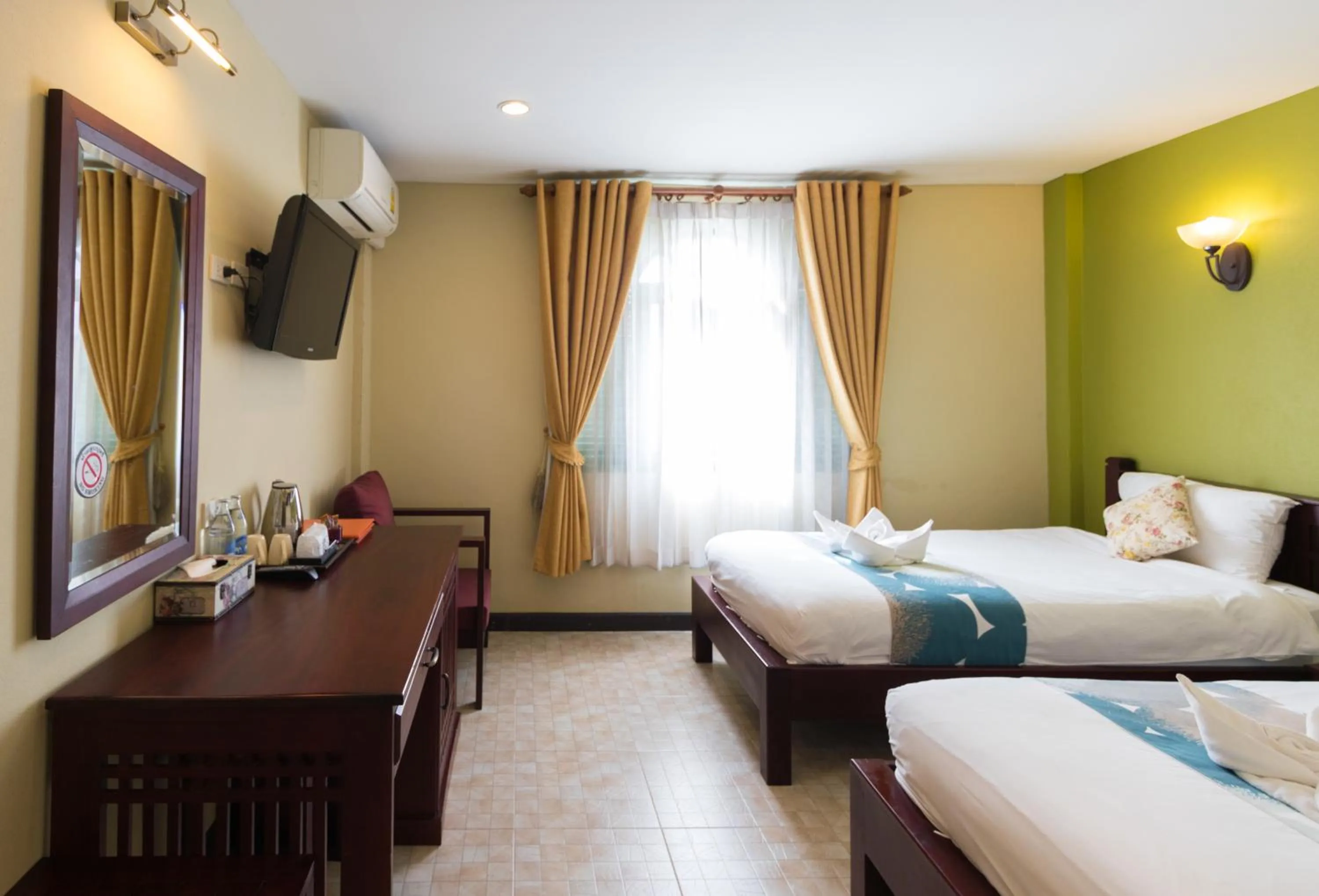 Bed in La Villa Boutique hotel