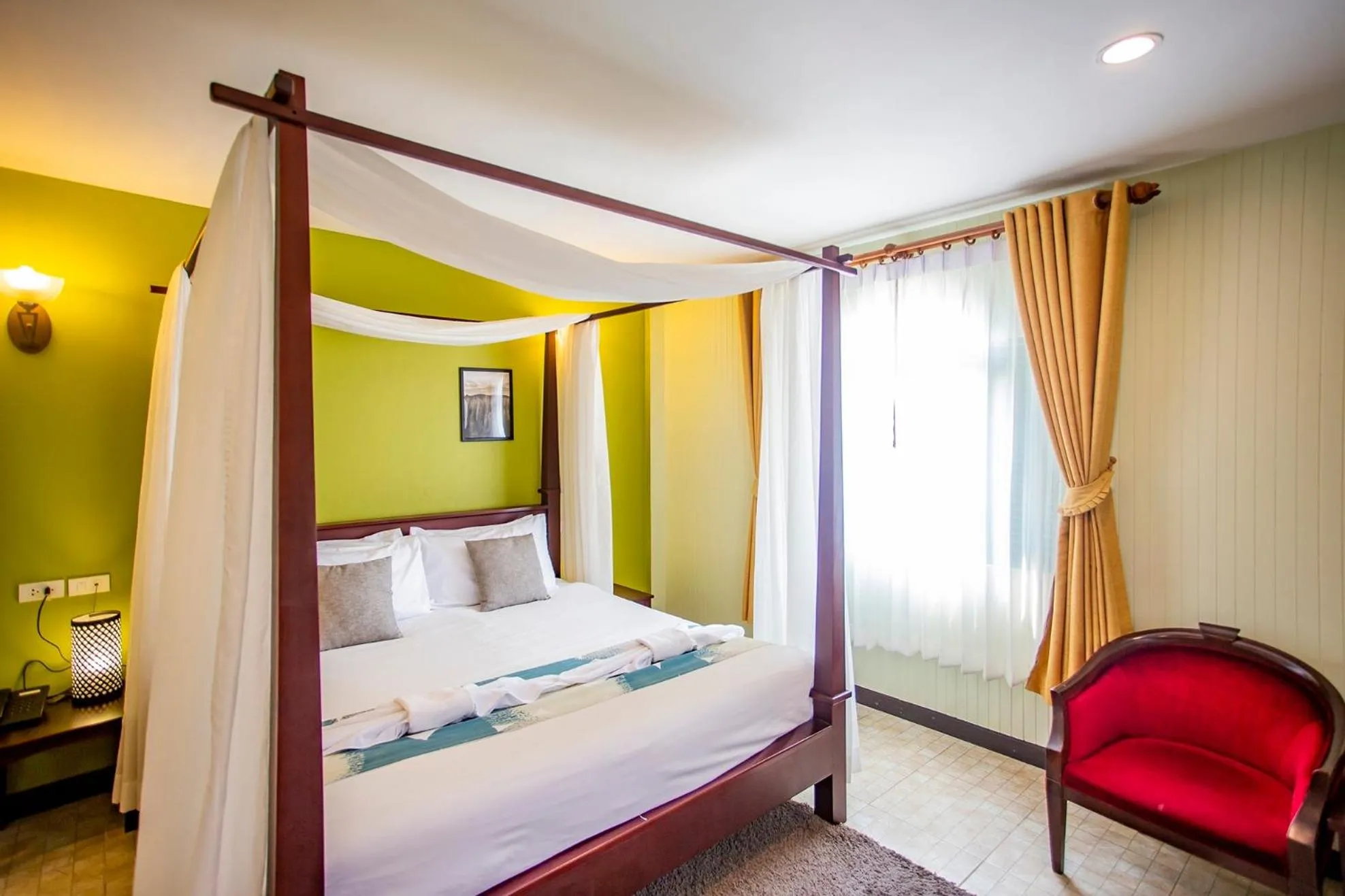 Bed in La Villa Boutique hotel