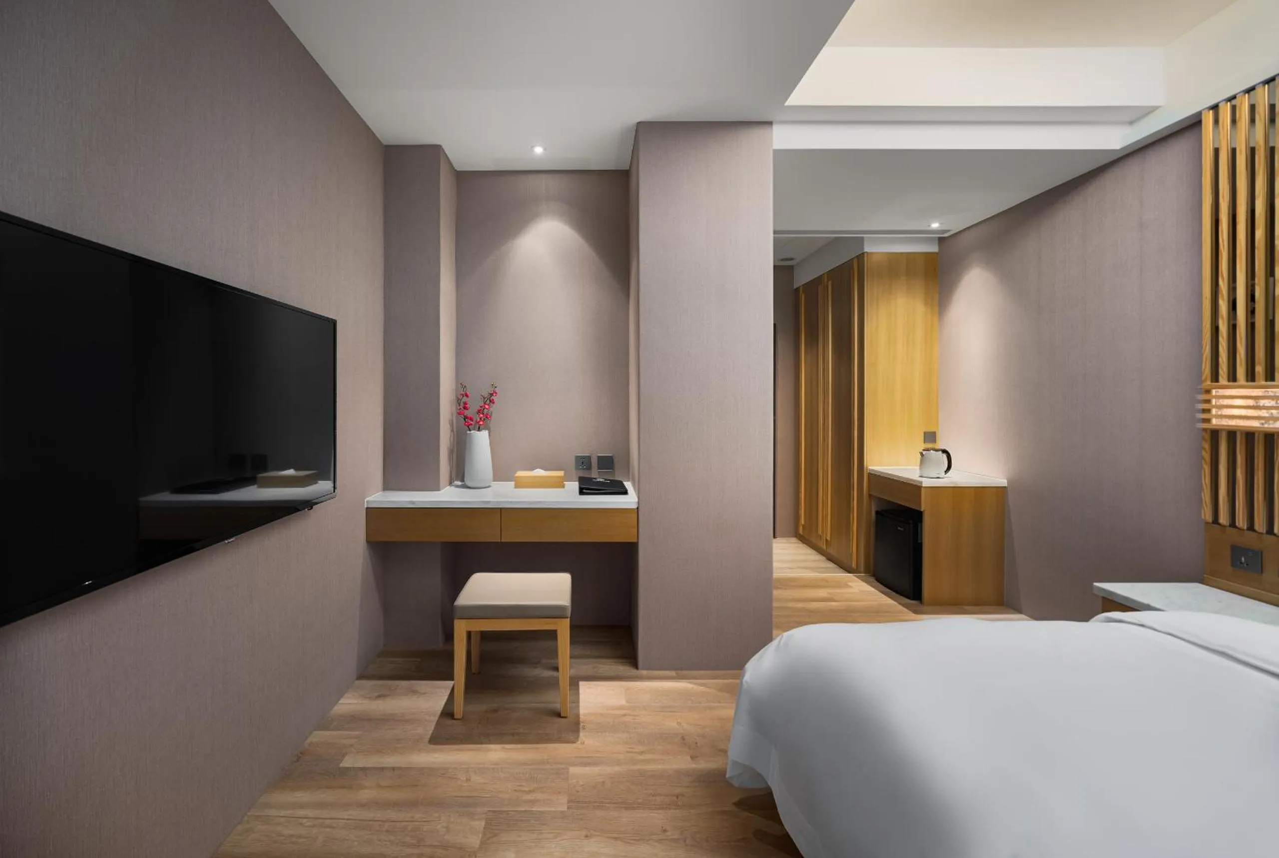 Bedroom, Bed in Gamalan FL Spring Hotel