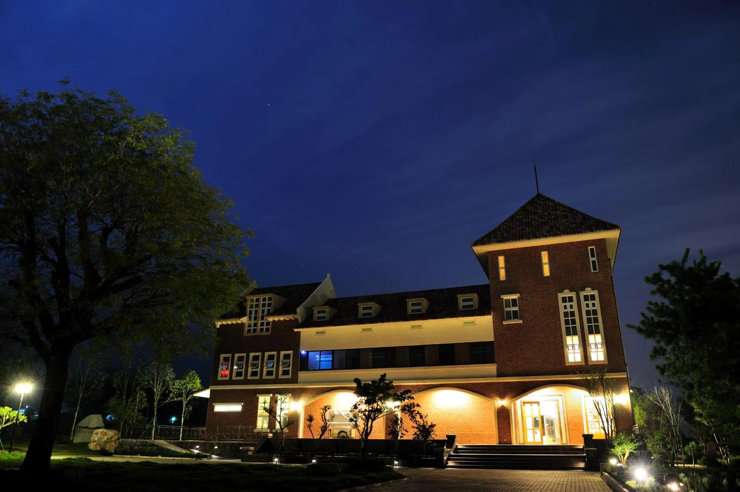 Facade/entrance in Schokolake Country House