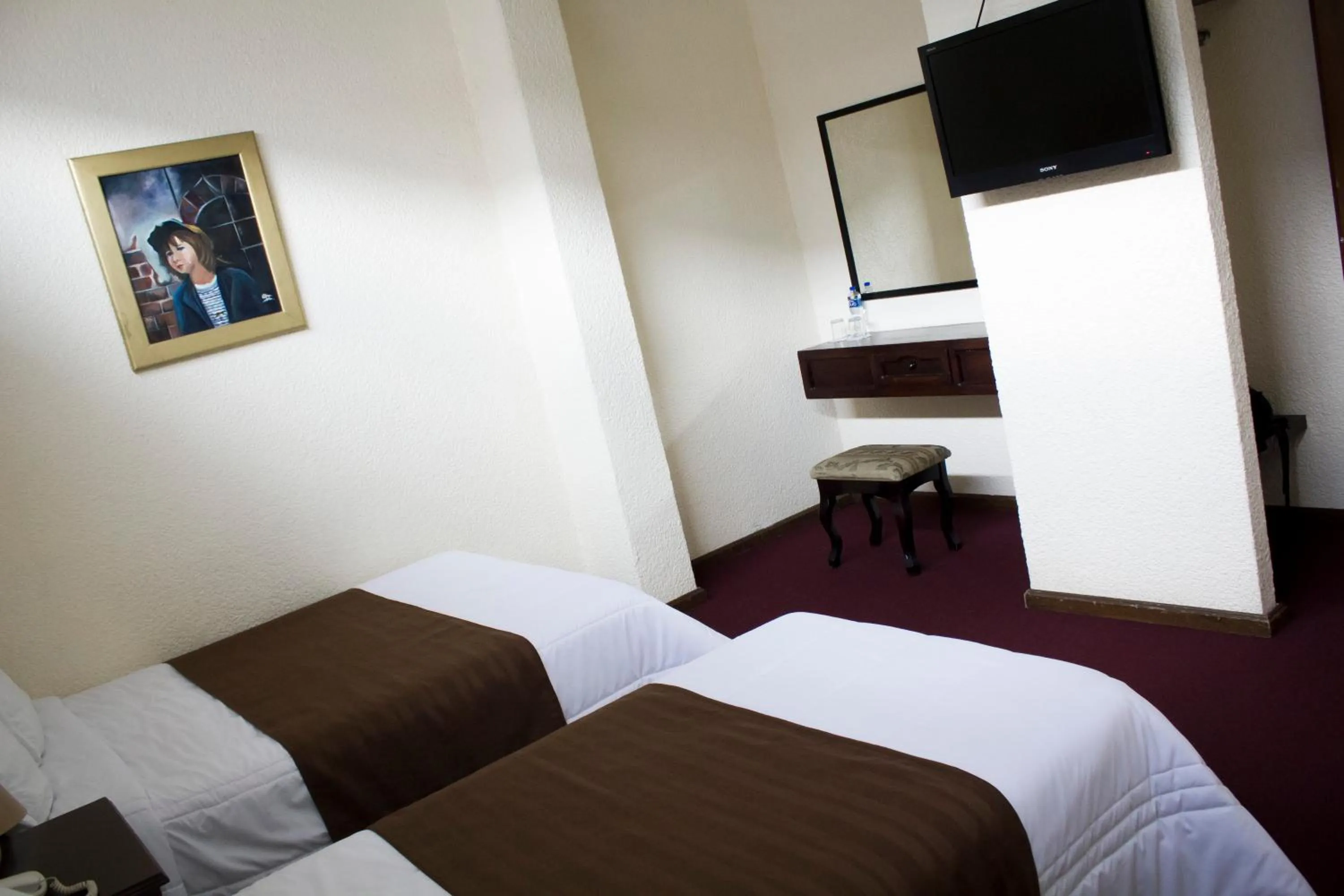 TV/Entertainment Center in HOTEL ROMO