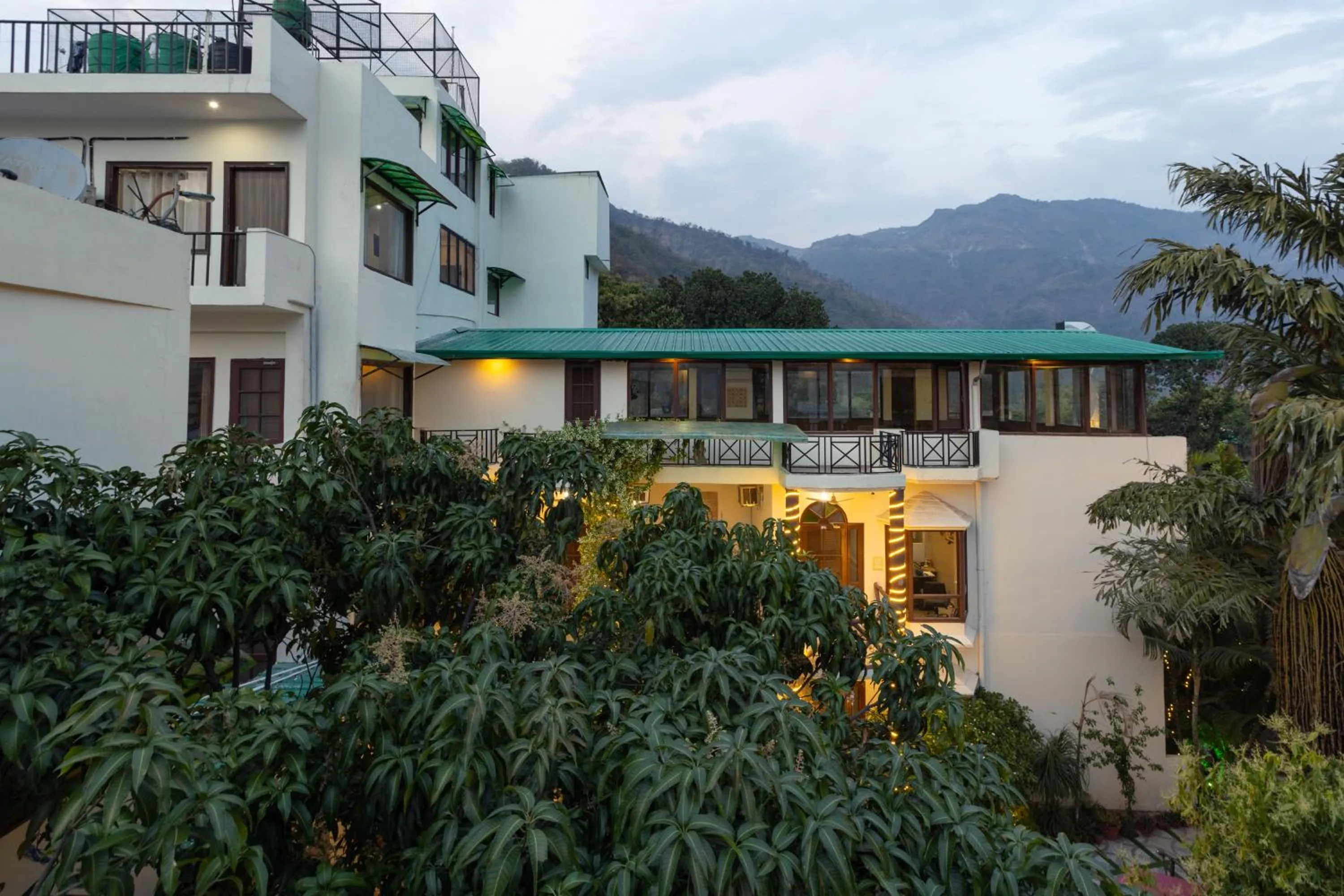 Property building in Yogved Hospitality & Resort