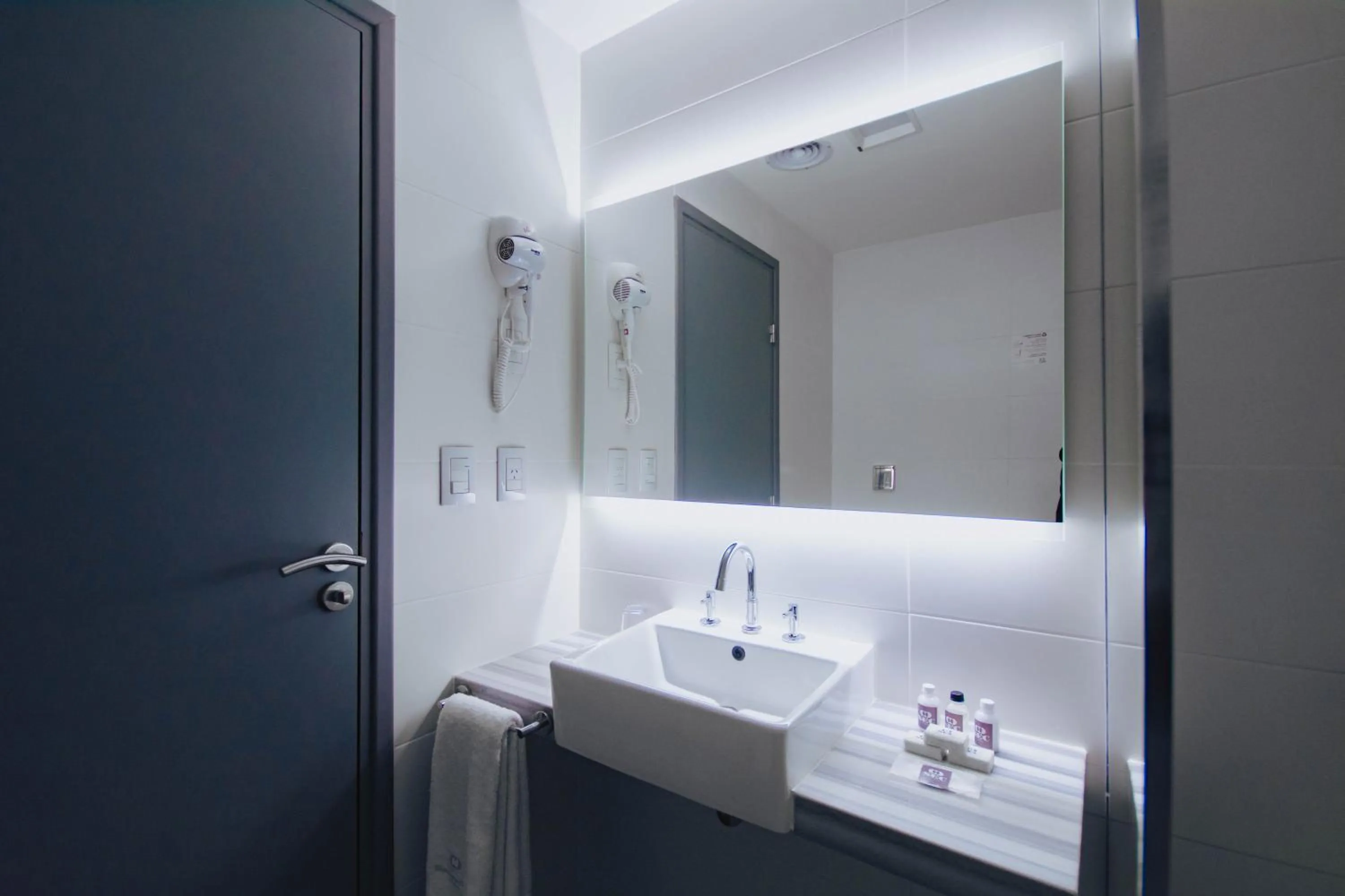 Bathroom in SEC Hotel