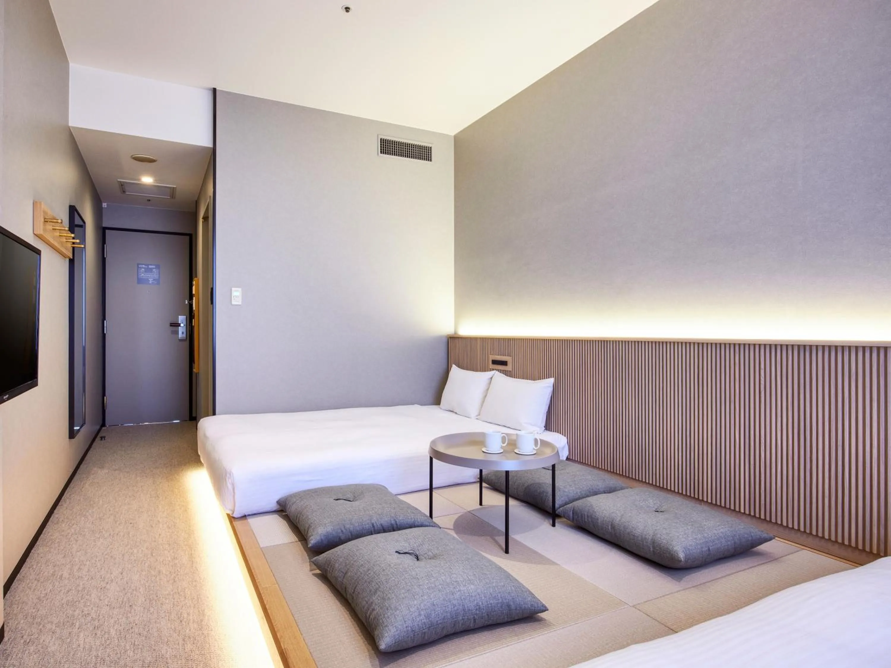 Photo of the whole room, Bed in LOISIR HOTEL SHINAGAWA SEASIDE
