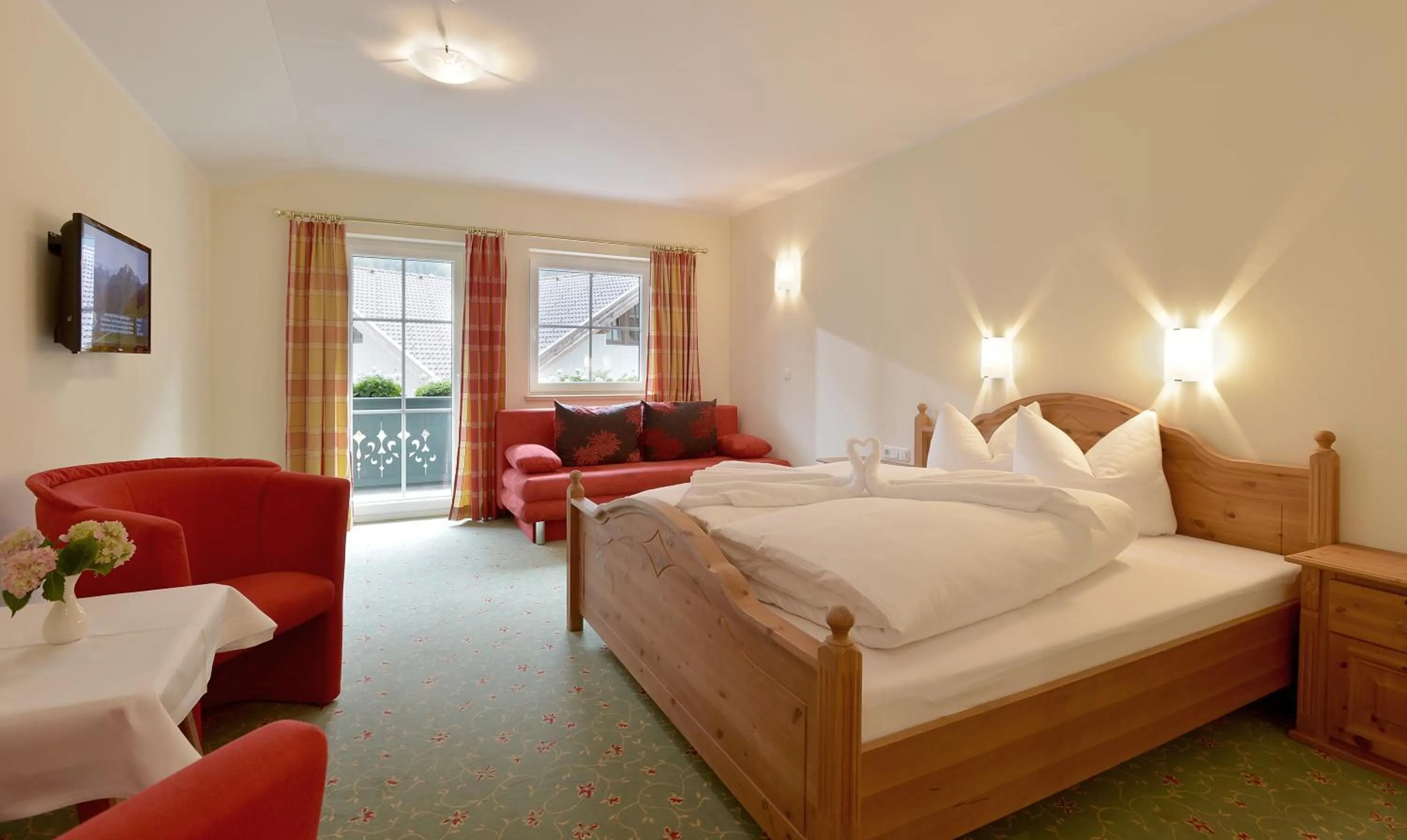 Bedroom, Bed in Posthotel Mayrhofen