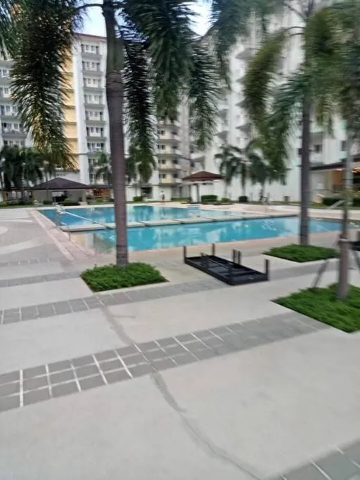 Swimming pool in Field Residences