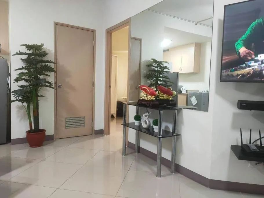 Communal lounge/ TV room in Field Residences