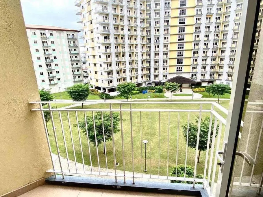 Balcony/Terrace in Field Residences