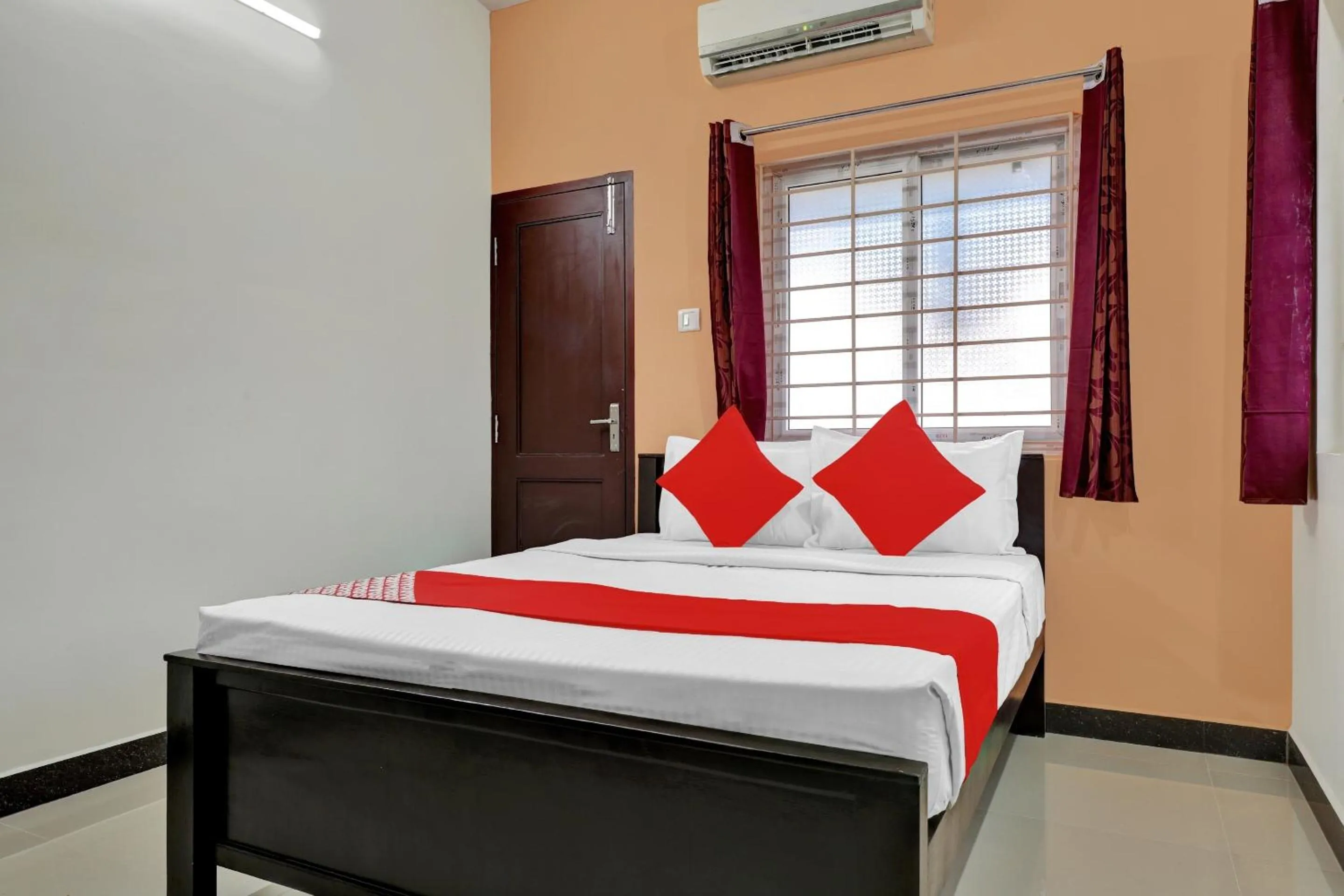 Bedroom, Bed in Hotel O Elegant Residency