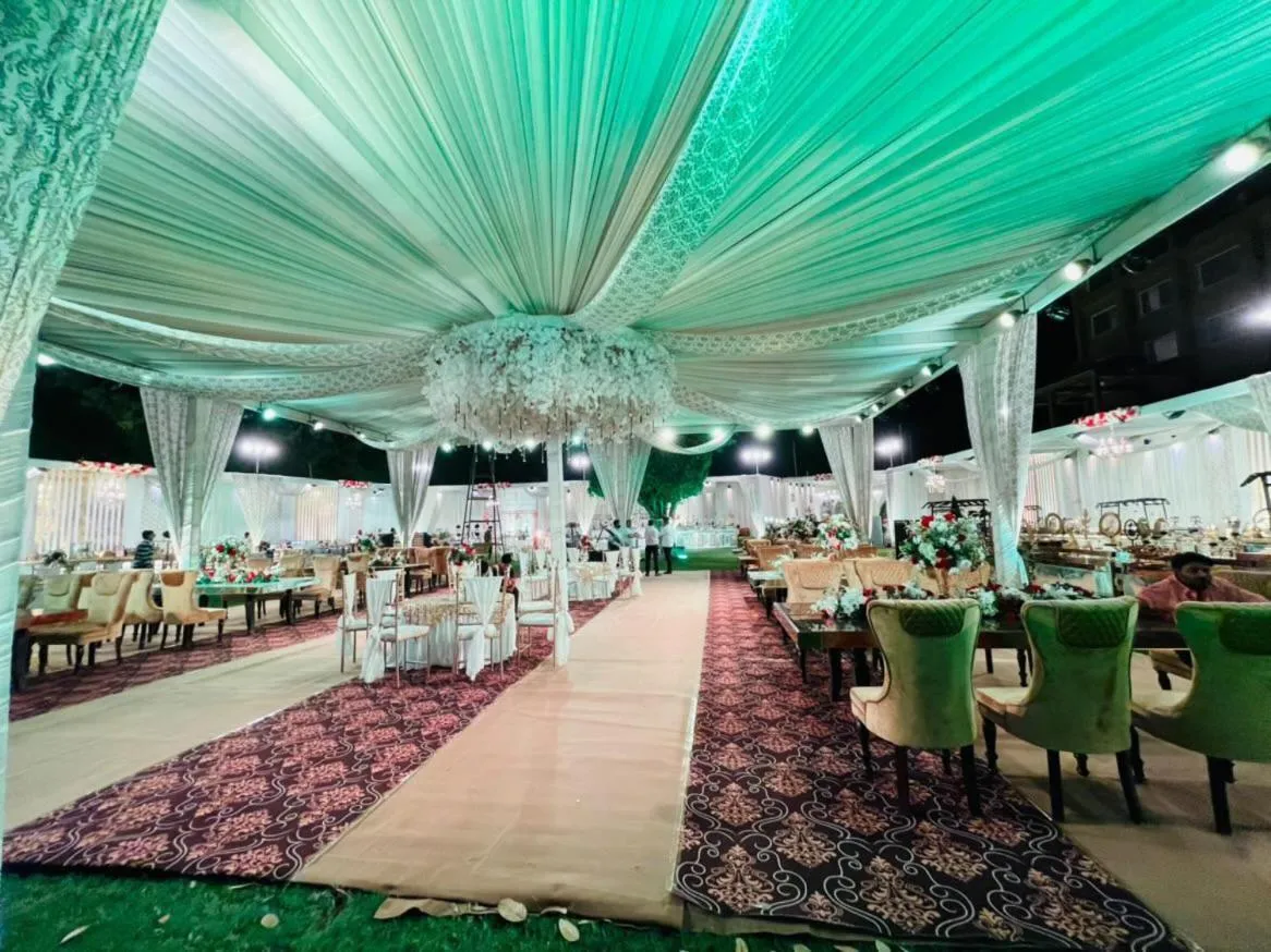 Garden in The Lalita Grand Mathura- Vrindavan