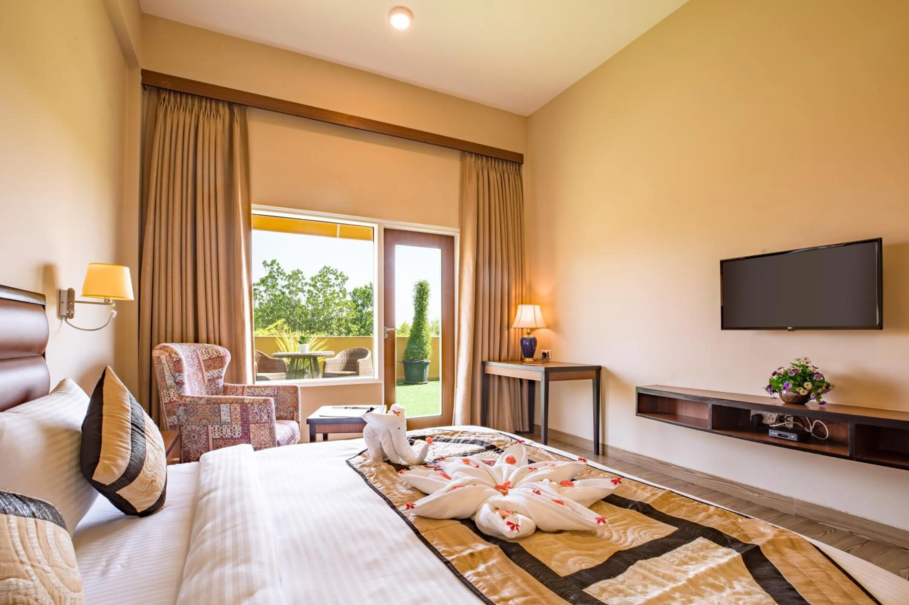 Photo of the whole room, Bed in The Lalita Grand Mathura- Vrindavan