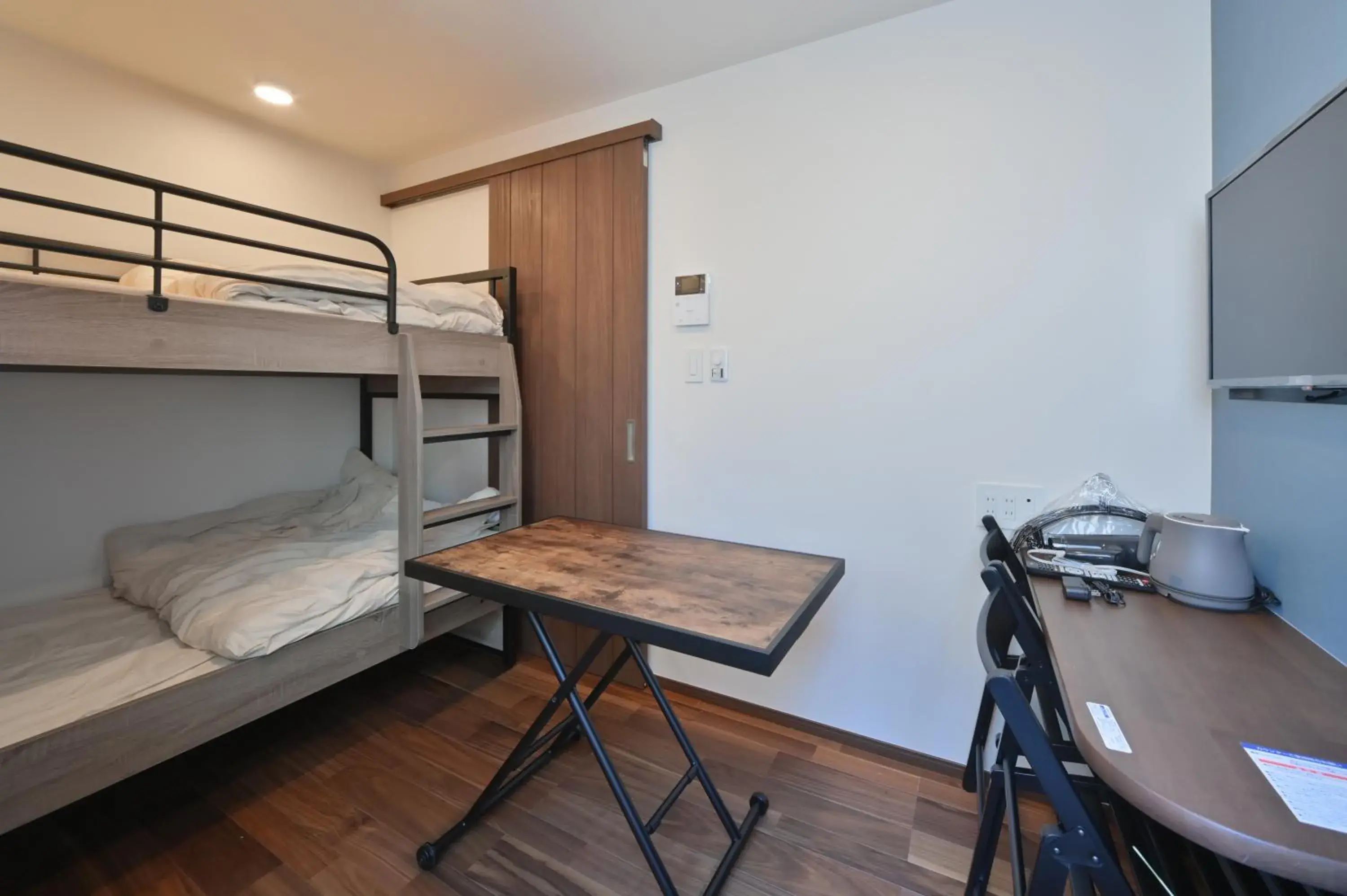Standard Twin Room in Stylewood Nishi-Shinjuku by Tranova Standard Twin Room in Stylewood Nishi-Shinjuku by Tranova