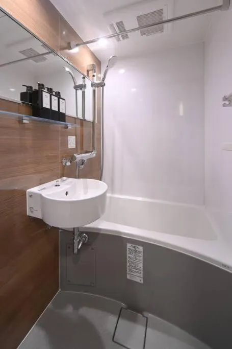 Stylewood Nishi-Shinjuku by Tranova