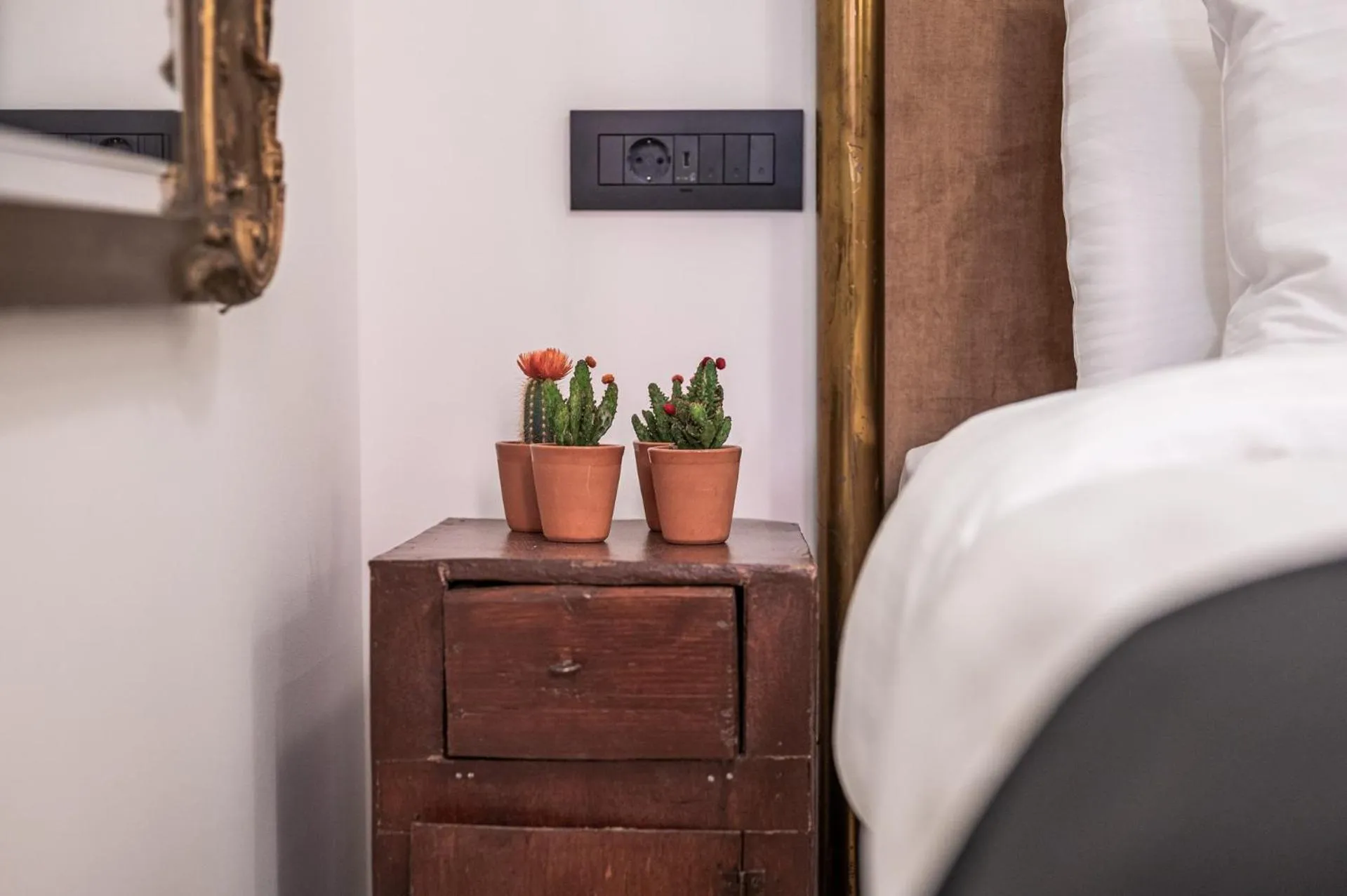 Decorative detail, Bed in Silo Luxury Rooms