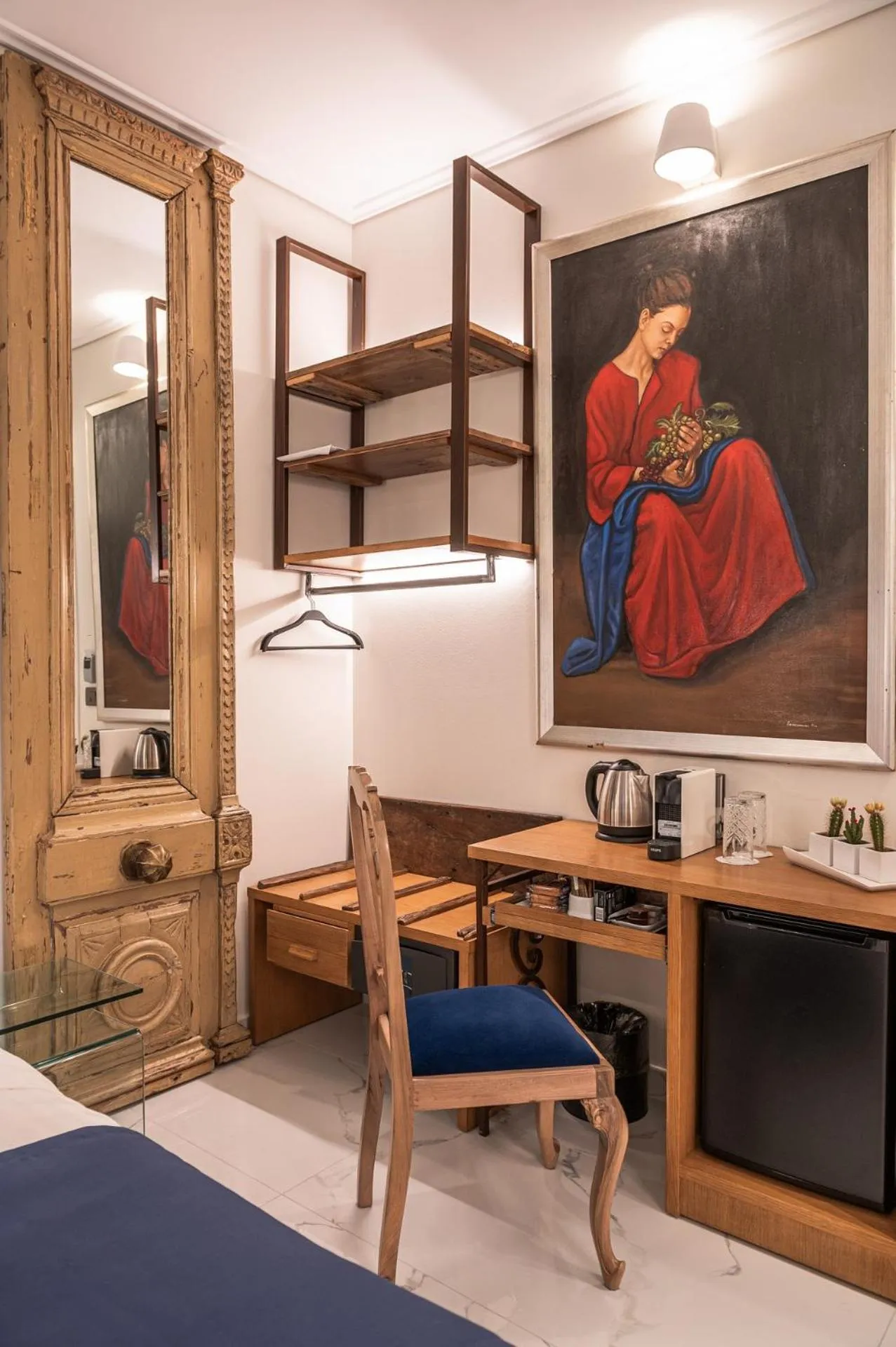 Coffee/tea facilities, Bed in Silo Luxury Rooms