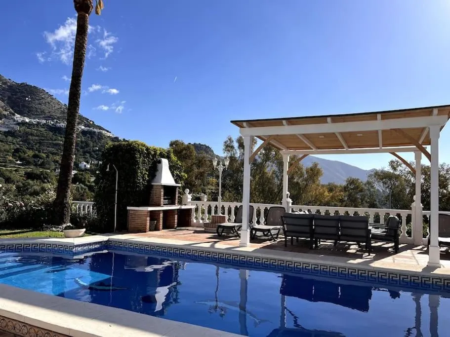 Swimming pool in Villa Puerto de la Luz