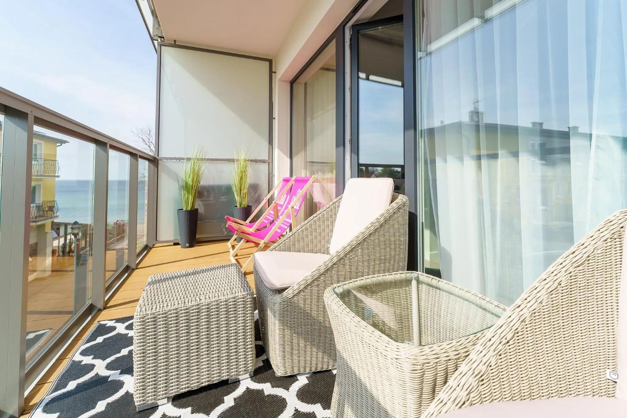 Day in Ustronie Apartments 20 m do plaży