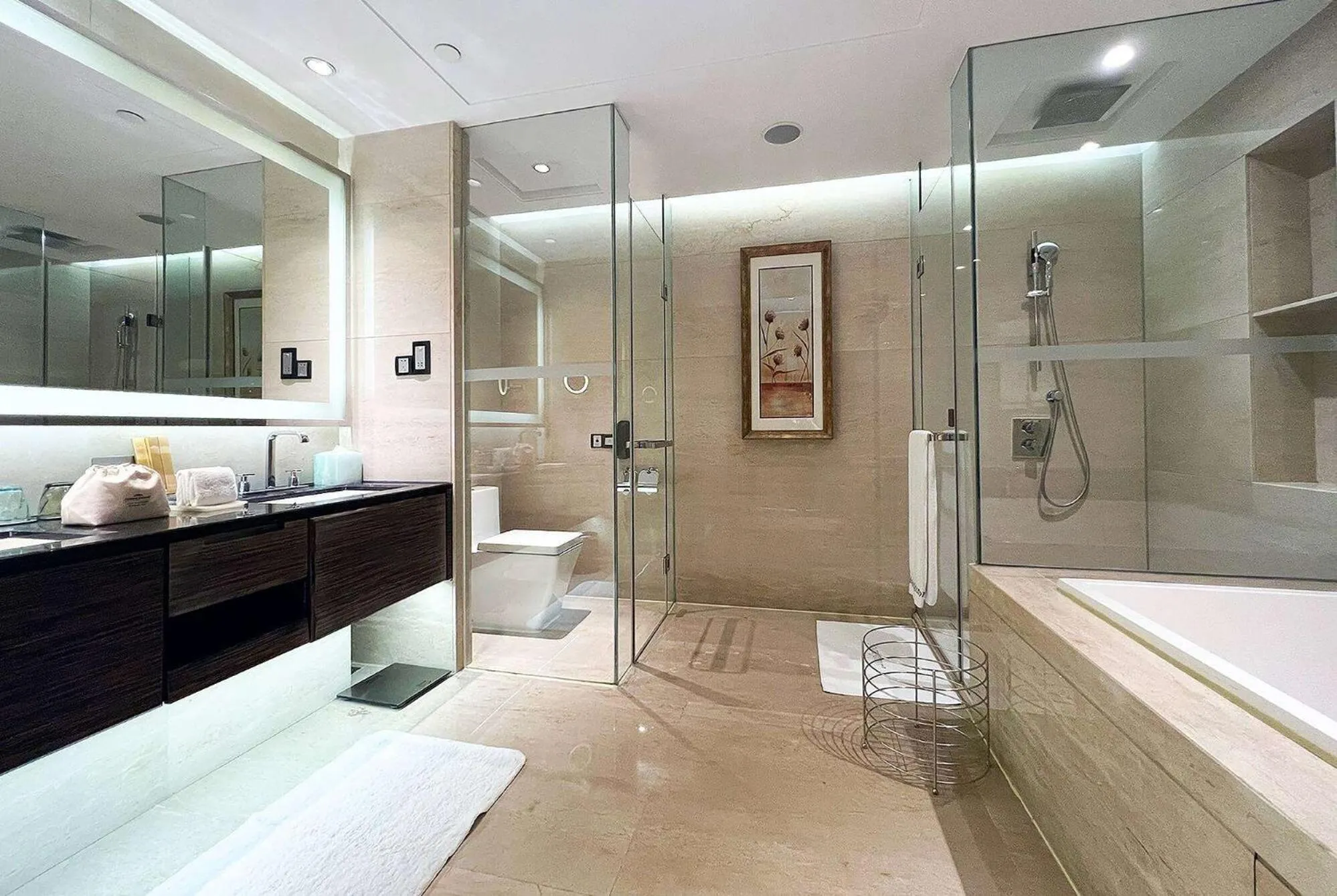 Bathroom in Howard Johnson Hi - Tech Plaza Chengdu