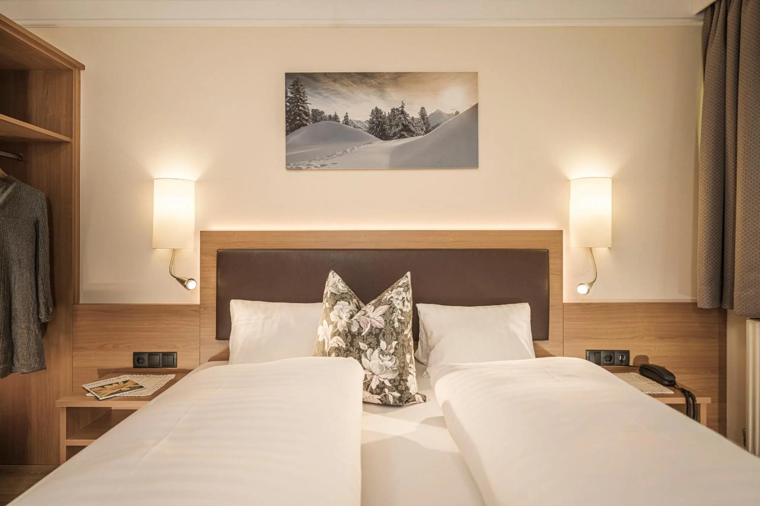 Bed in Hotel Finkenbergerhof