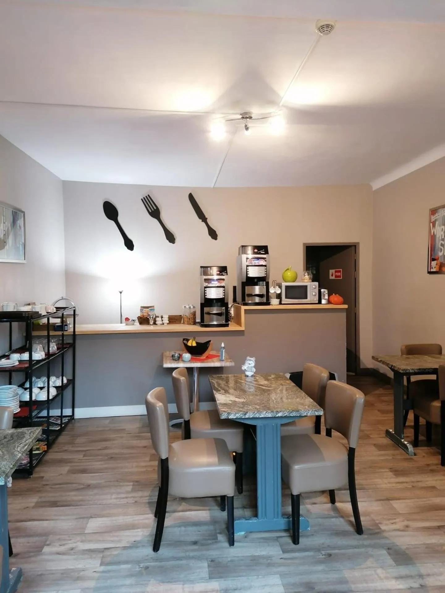 Dining area in Hôtel de La Beauronne