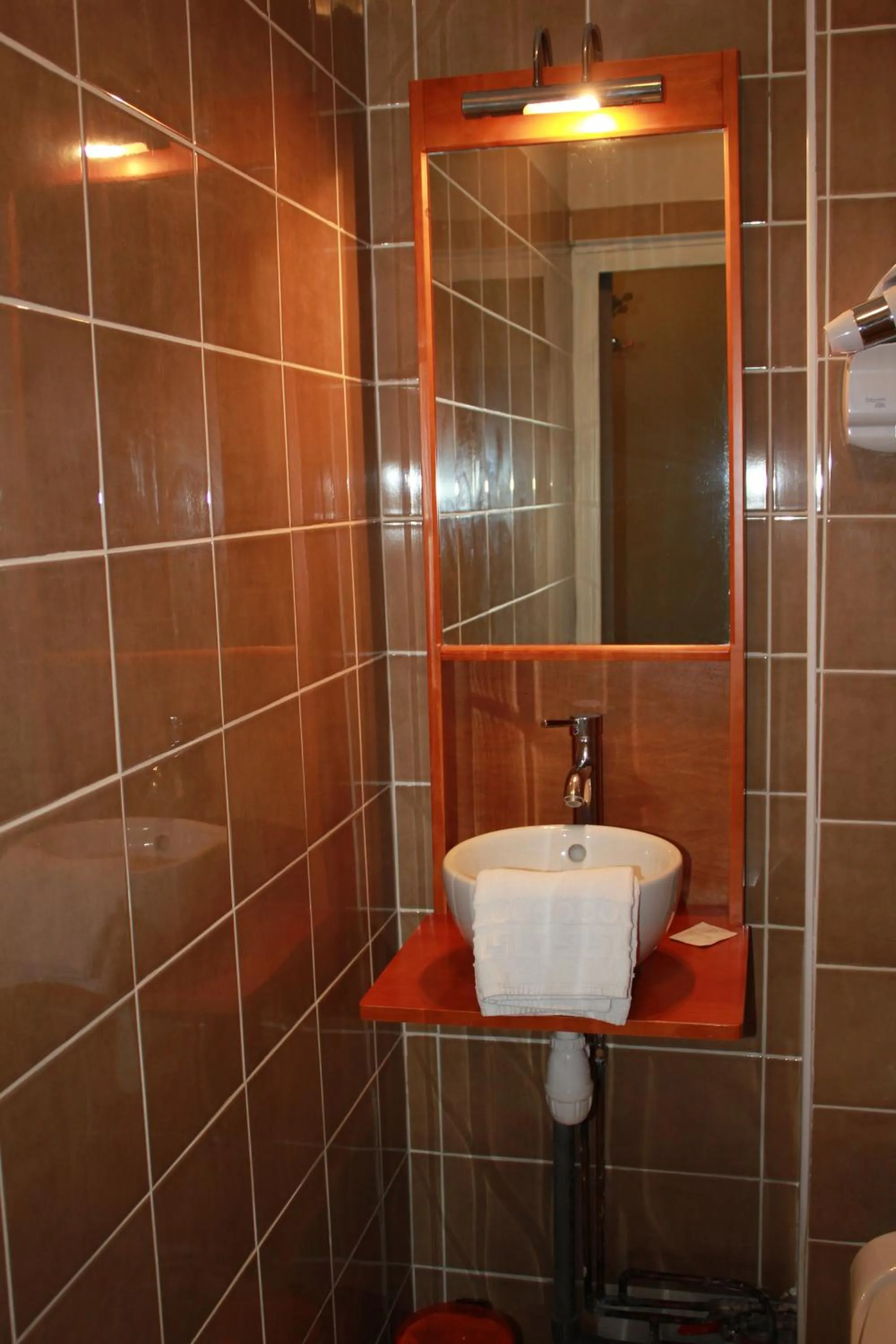 Bathroom in Hôtel de La Beauronne