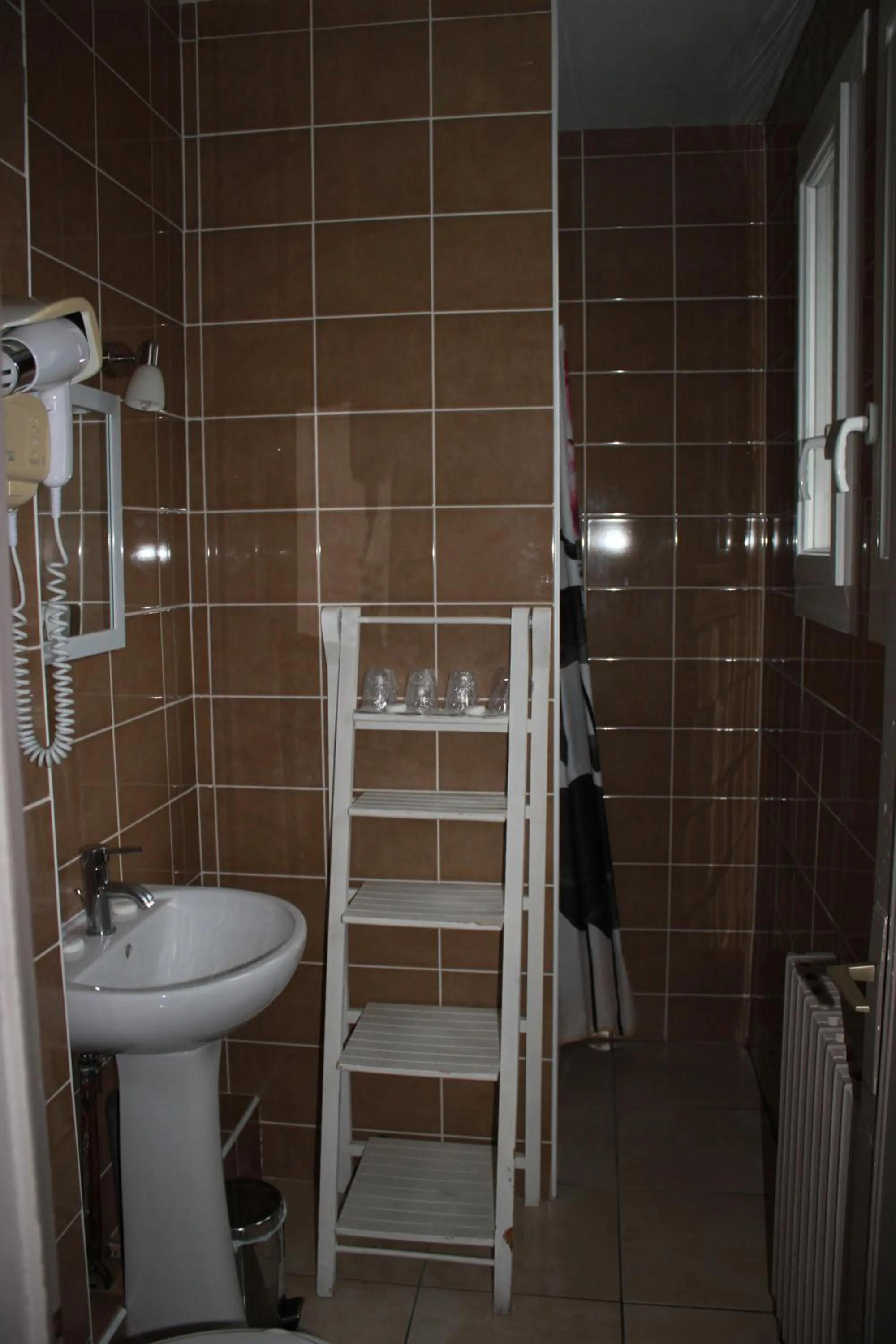 Bathroom in Hôtel de La Beauronne