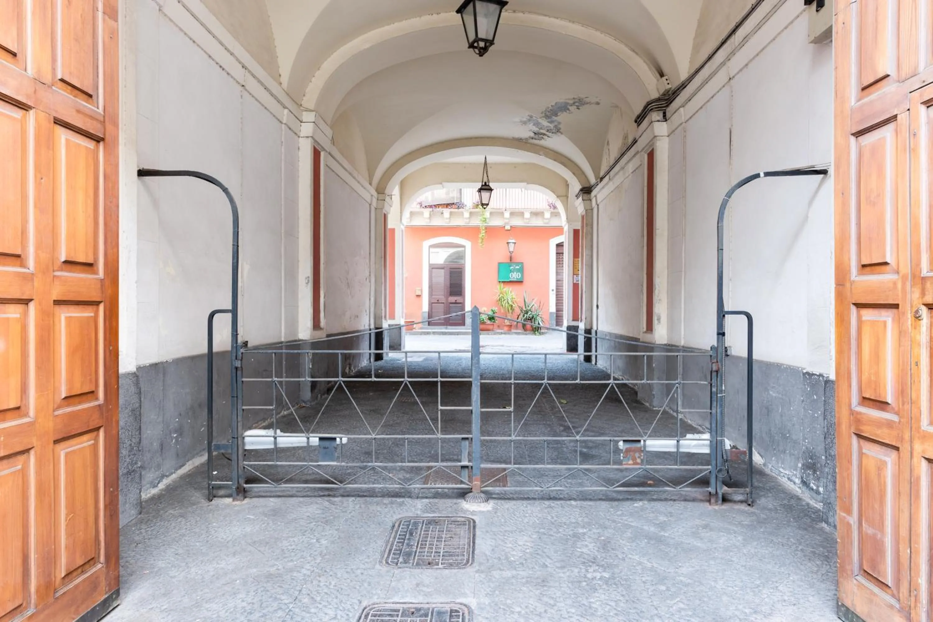 Facade/entrance in GuestHost - Via Etnea Cozy Apartment with Balcony