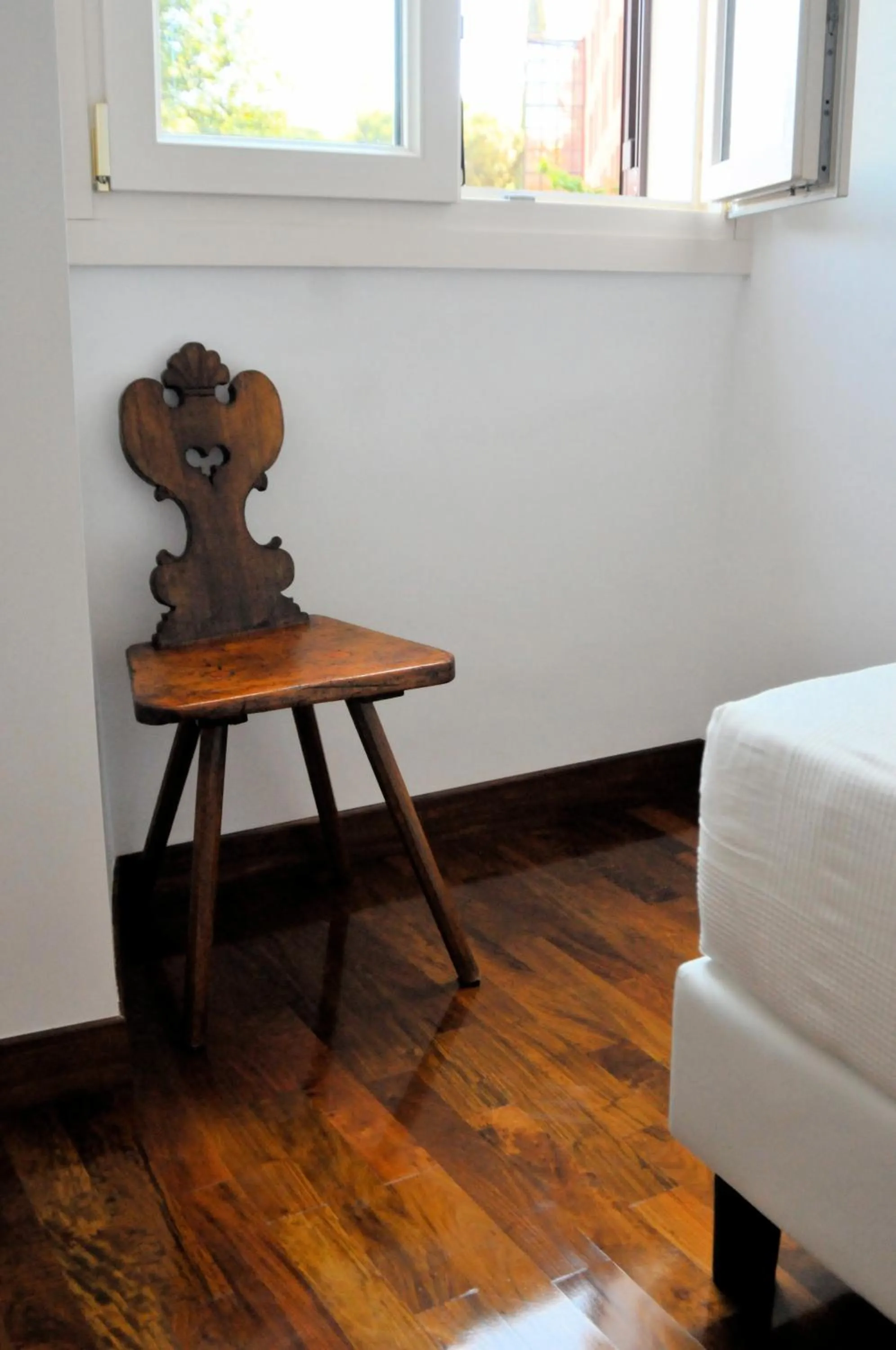 Bedroom in Feliz in Roma B&B