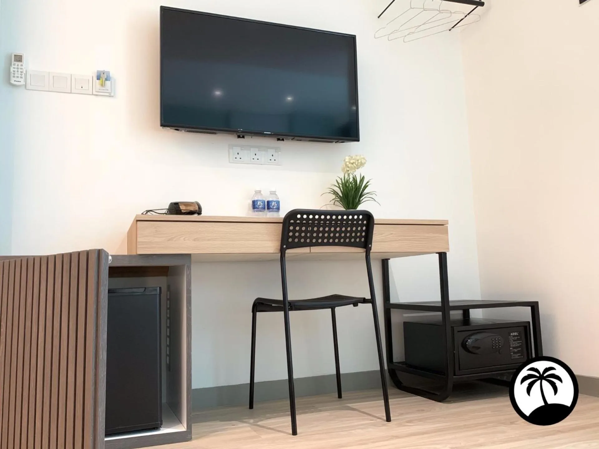 TV and multimedia in Paradise Suite at Sutera Avenue