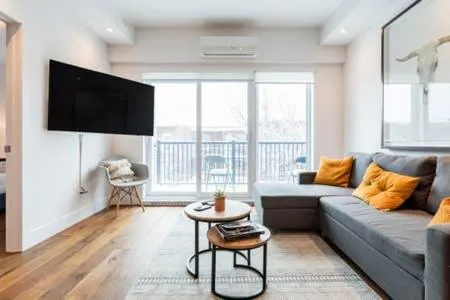 Hip, Stylish Apartment In Little Italy by Den Stays