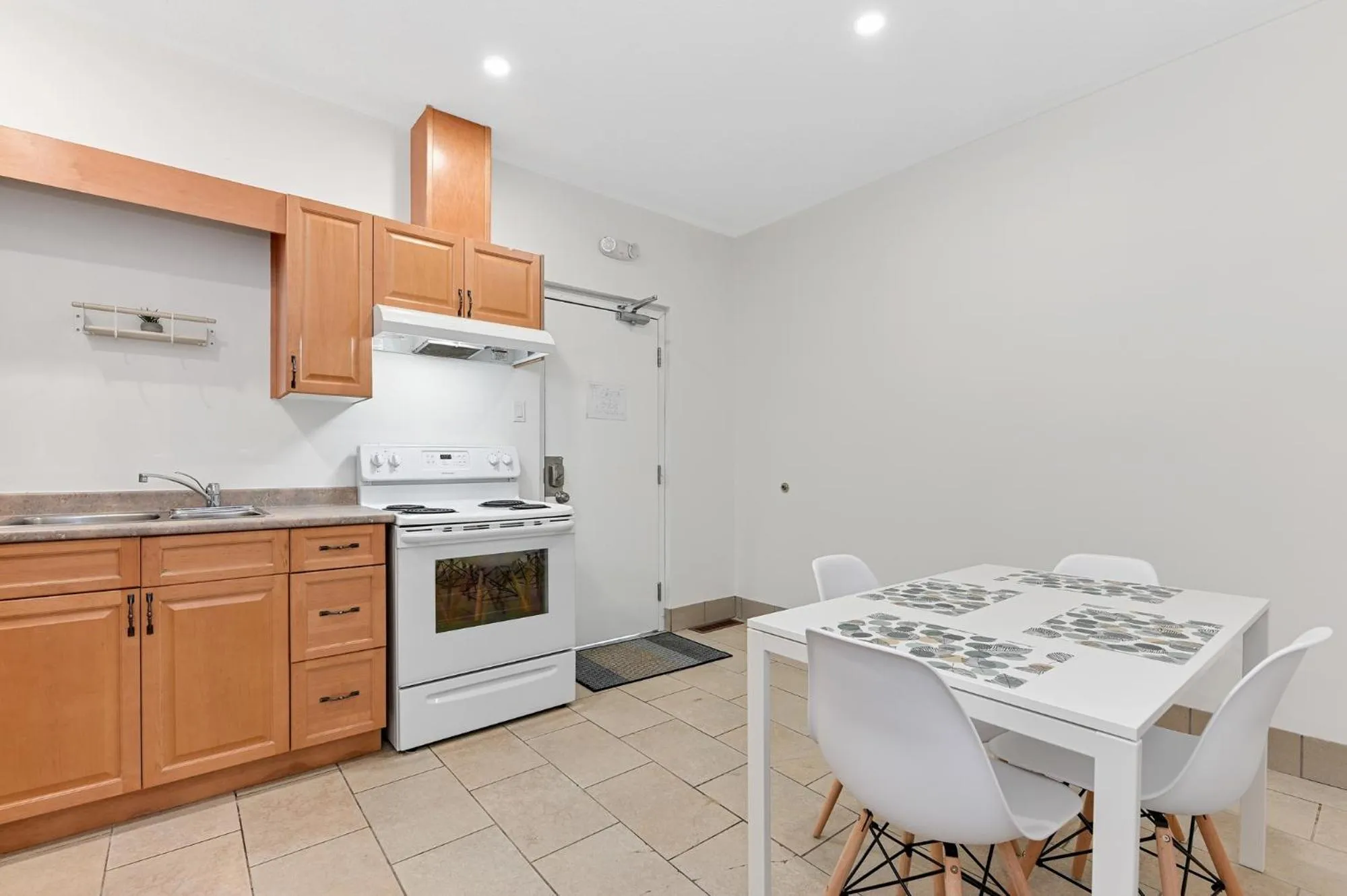 Kitchen or kitchenette in Baptiste Lake Lodge