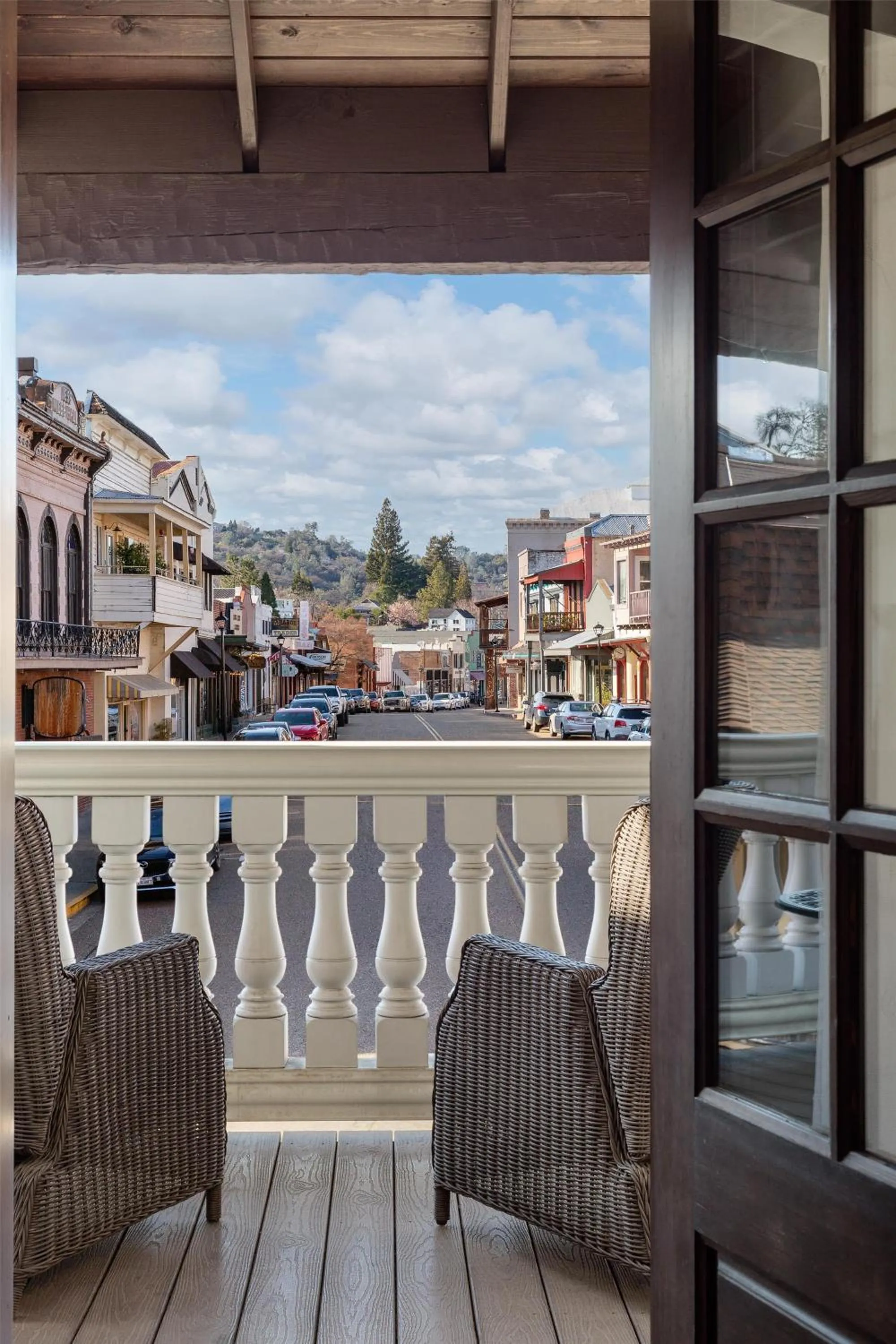 Balcony/Terrace in National Hotel Jackson, Tapestry Collection by Hilton