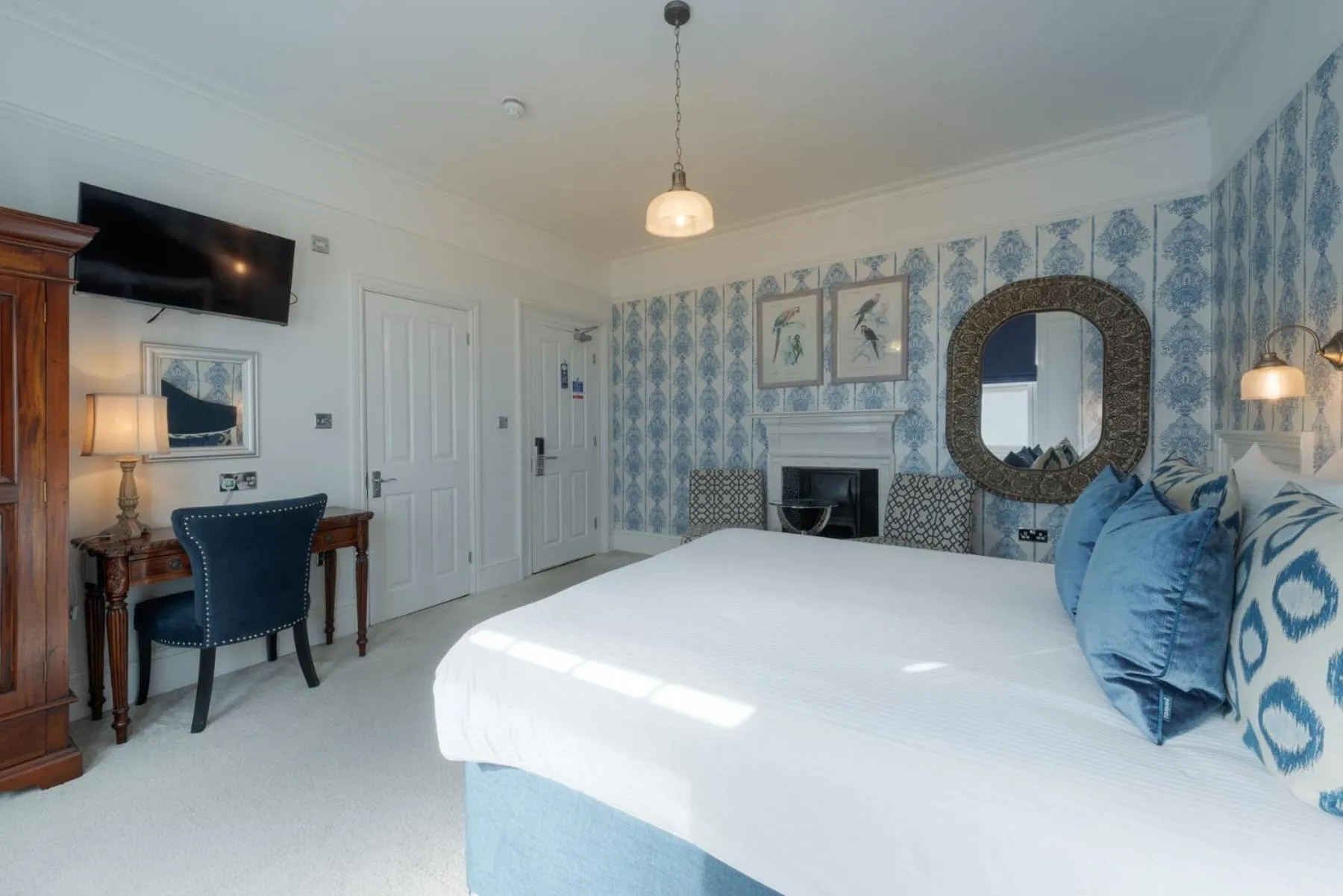 Bedroom, Bed in Florence Gardens Boutique Hotel and Restaurant