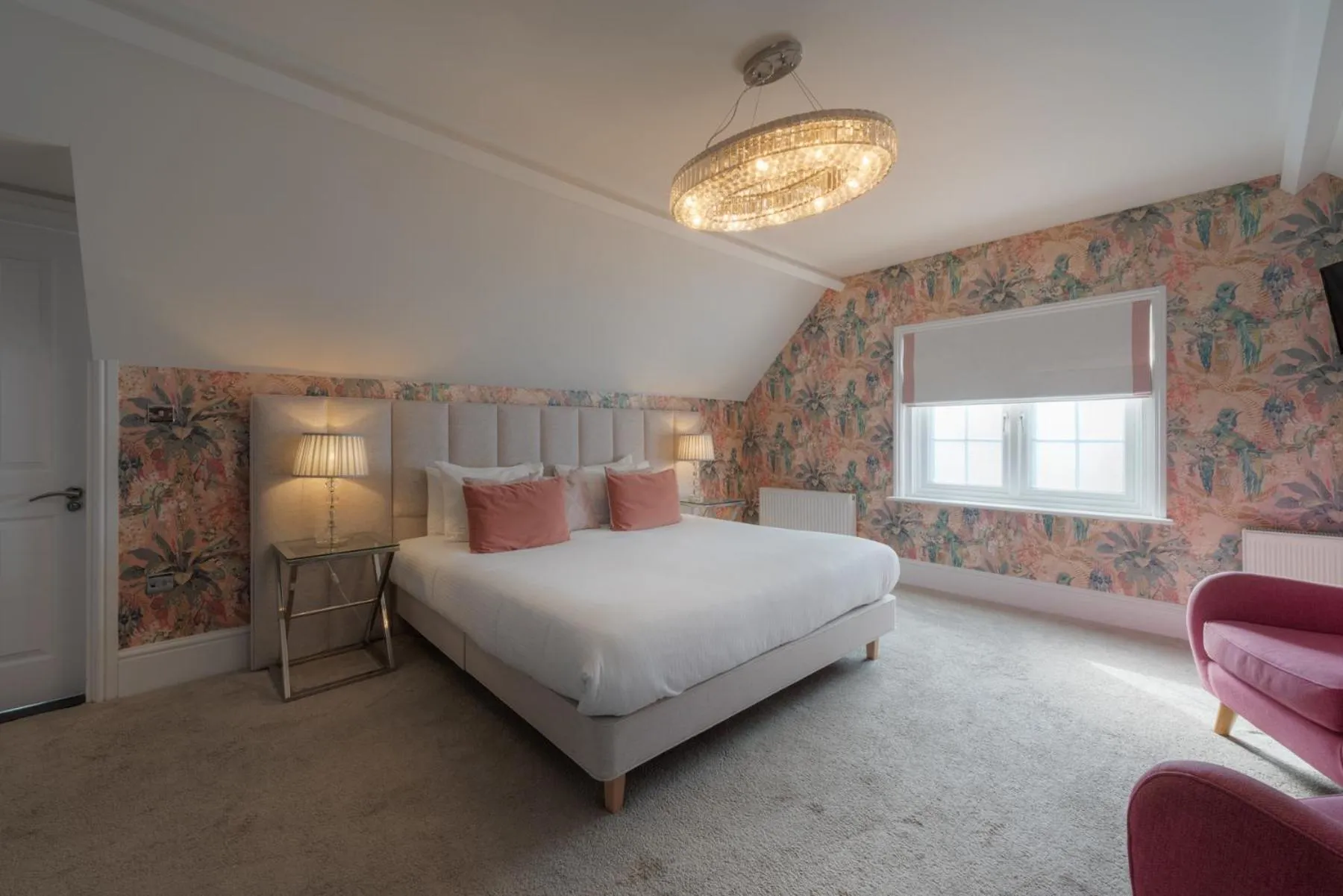 Bed in Florence Gardens Boutique Hotel and Restaurant