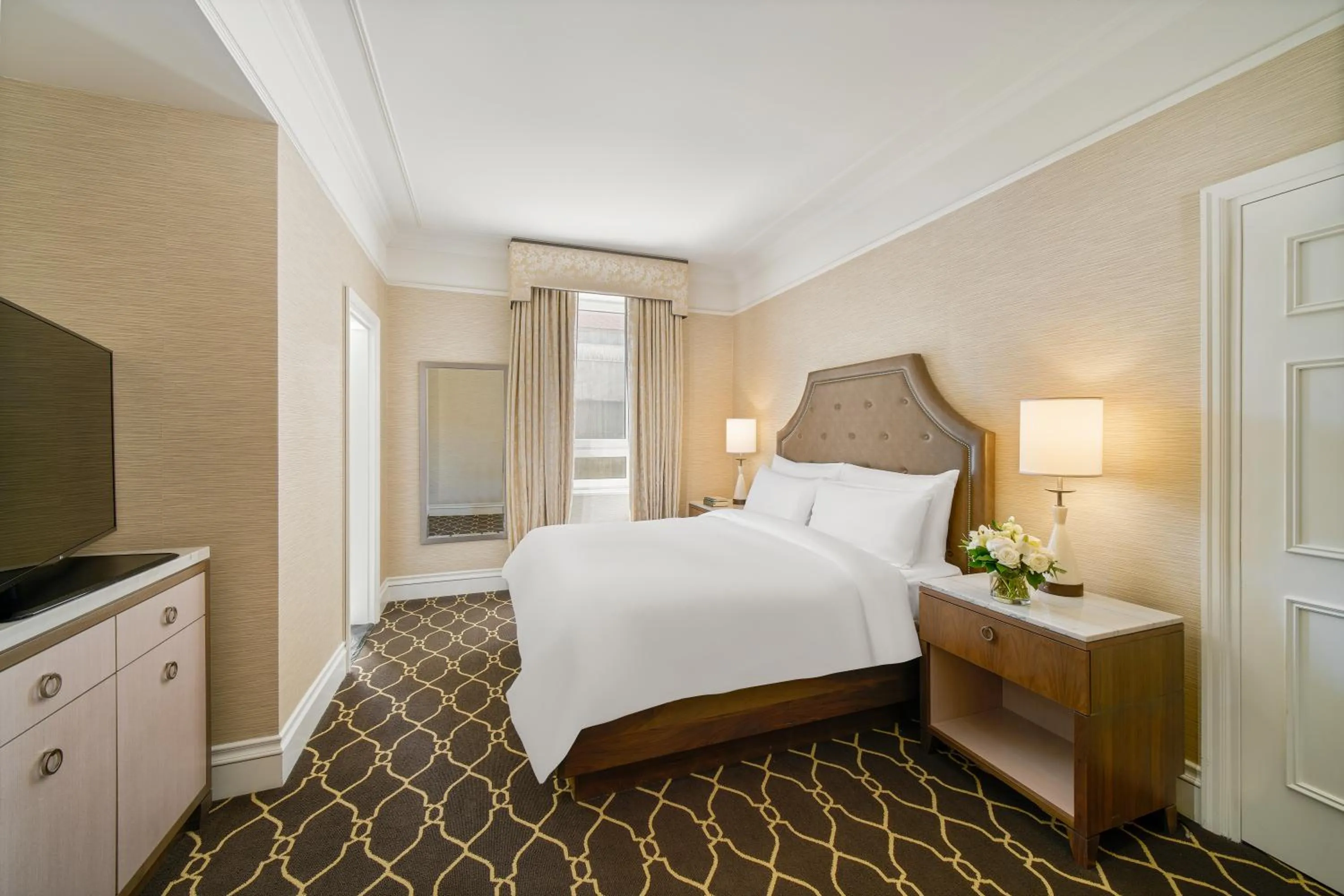 Bed in Fairmont Palliser