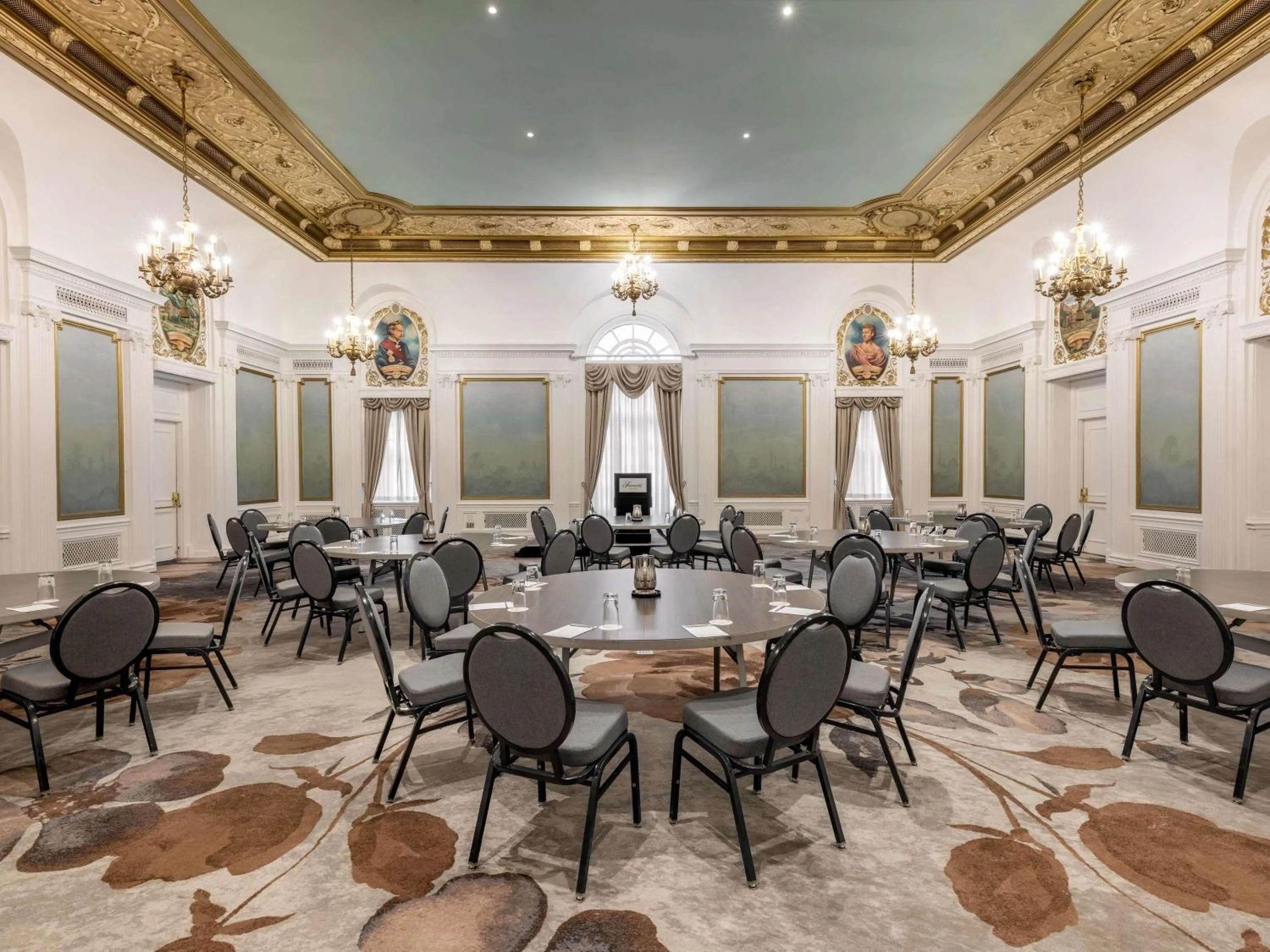 Meeting/conference room in Fairmont Palliser